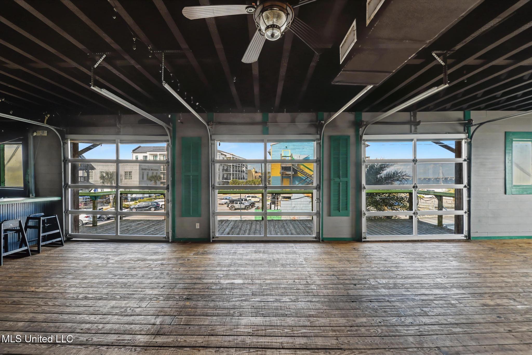 113 S Beach Boulevard Property Photo 17