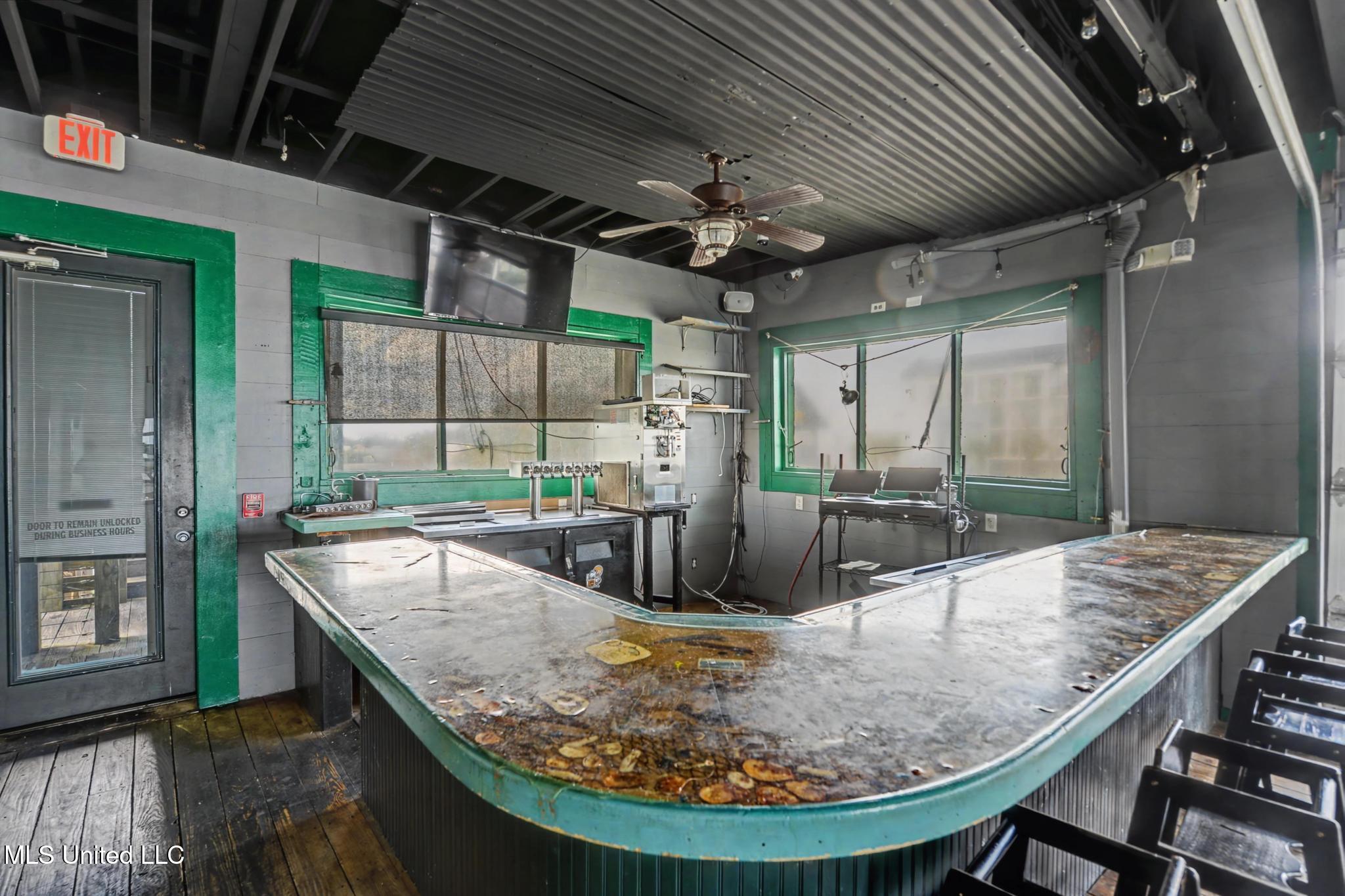 113 S Beach Boulevard Property Photo 18