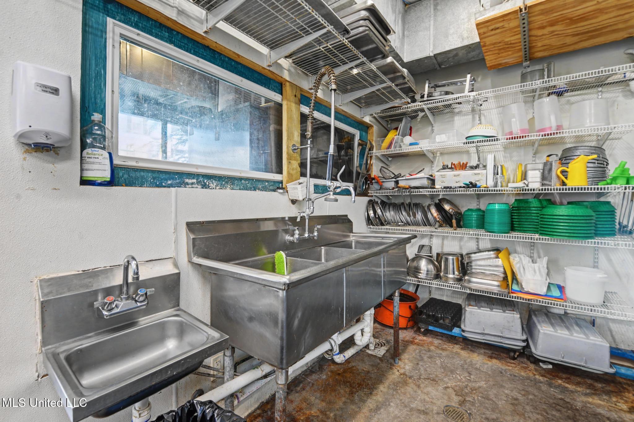 113 S Beach Boulevard Property Photo 29