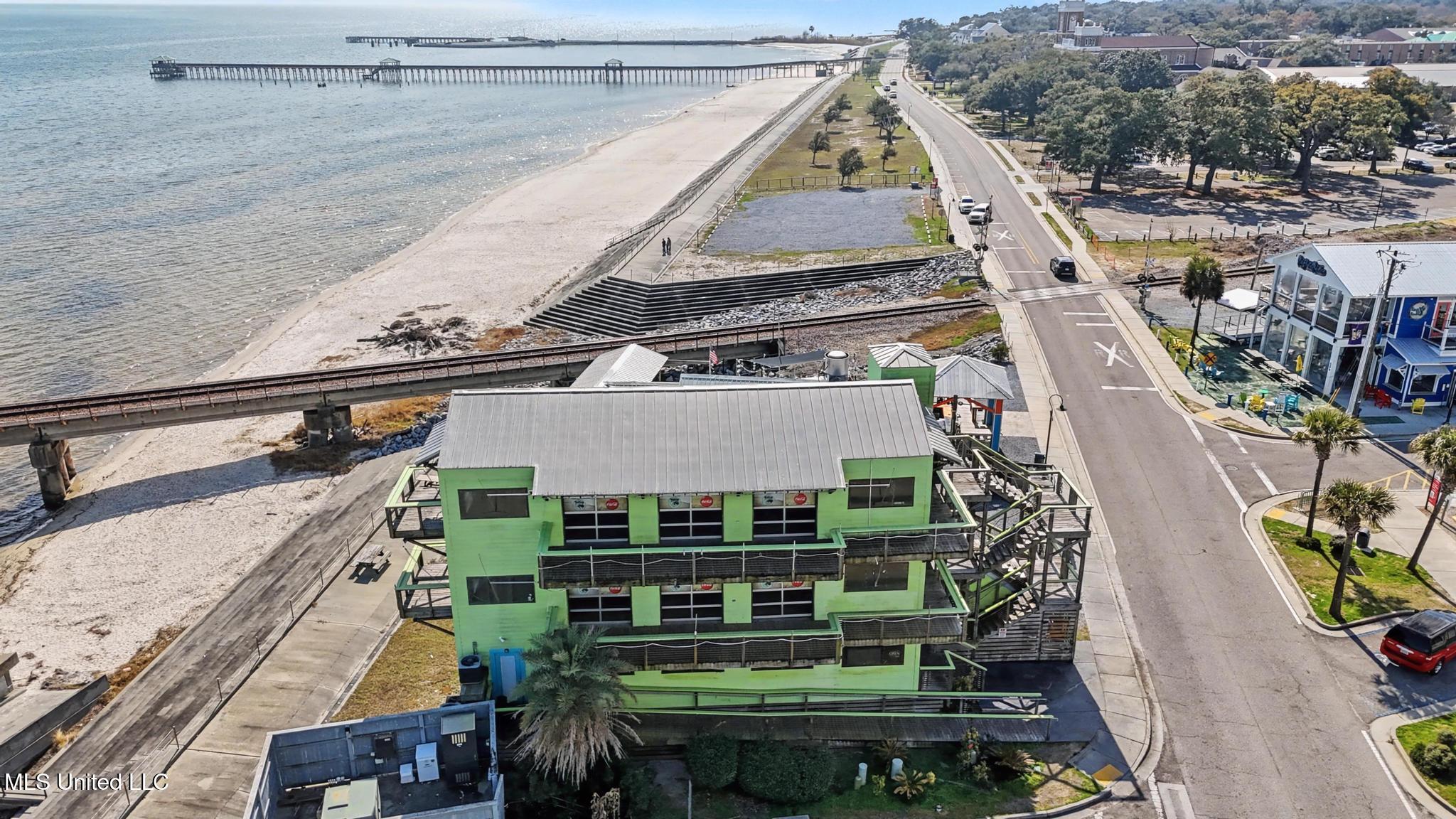 113 S Beach Boulevard Property Photo 36
