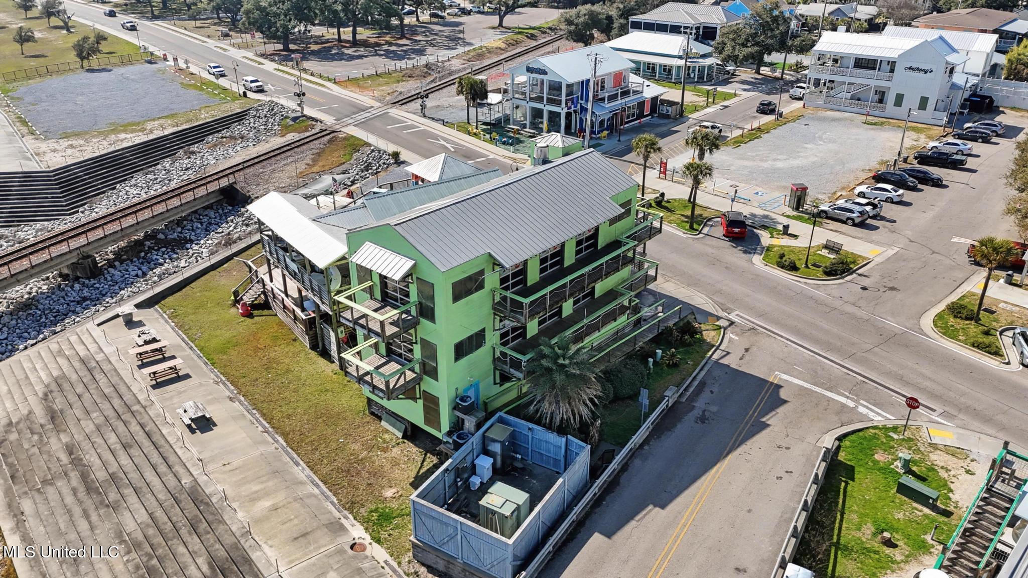 113 S Beach Boulevard Property Photo 37