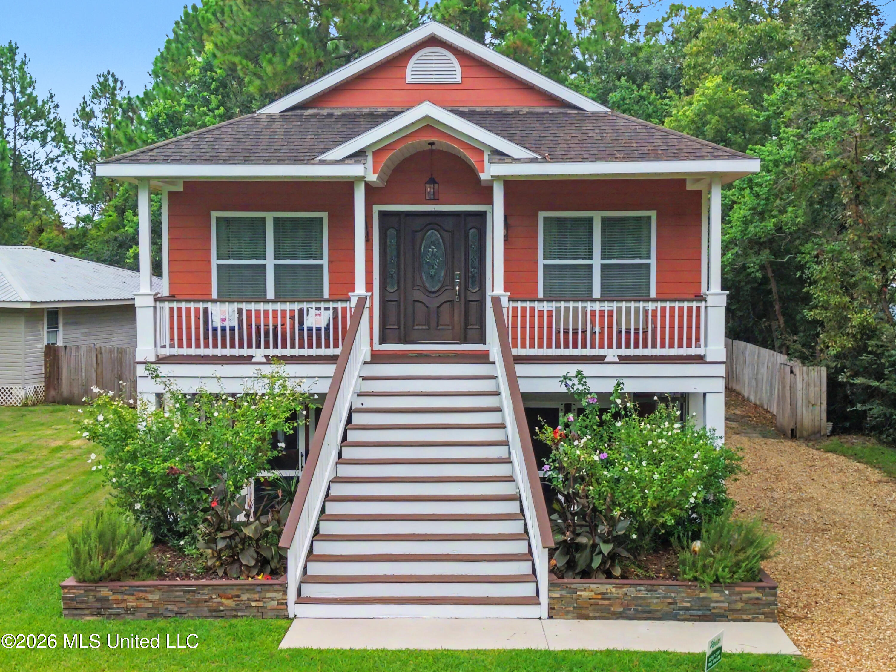 1009 Saint Joseph Street Property Photo 1