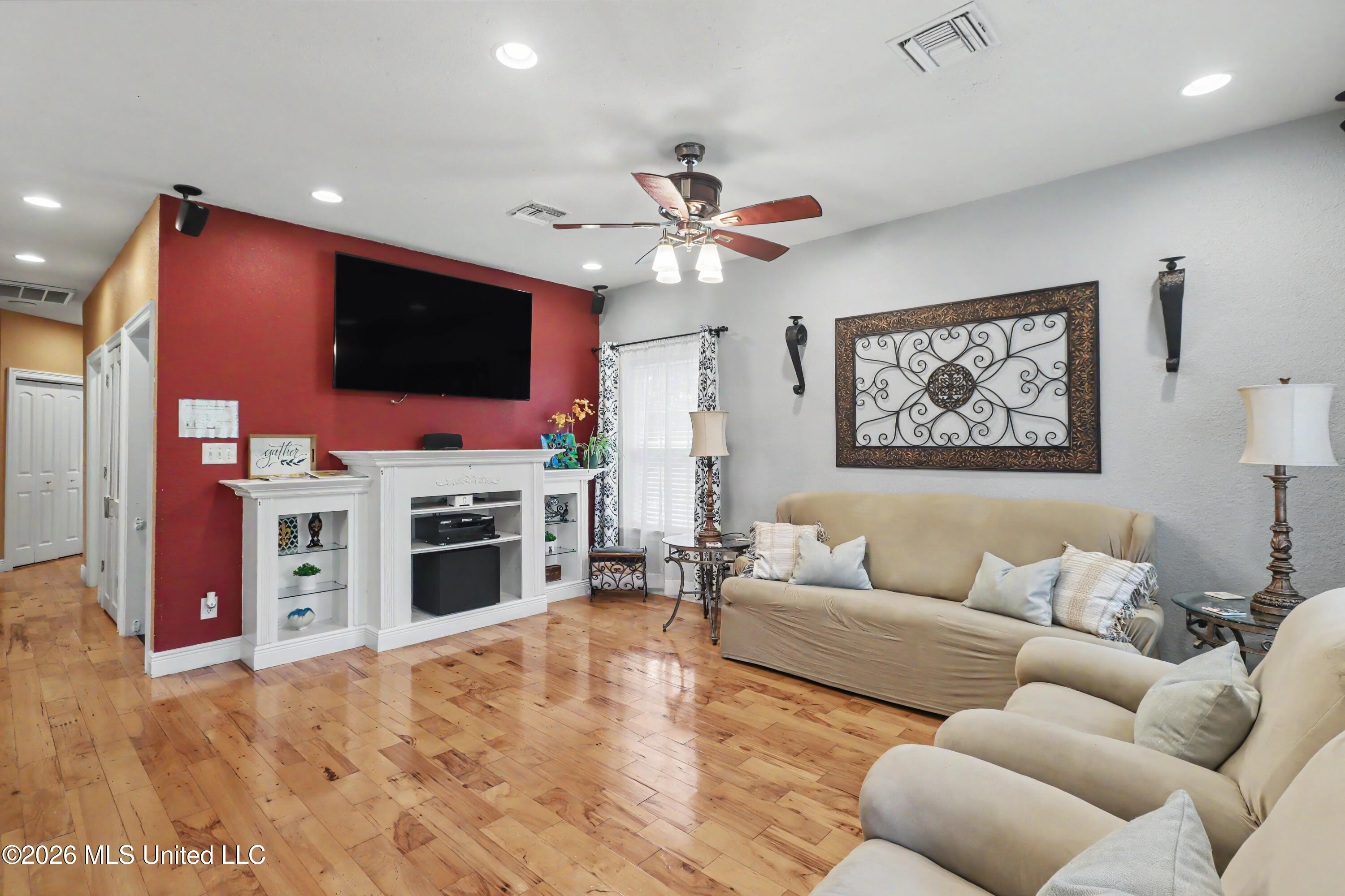1009 Saint Joseph Street Property Photo 7