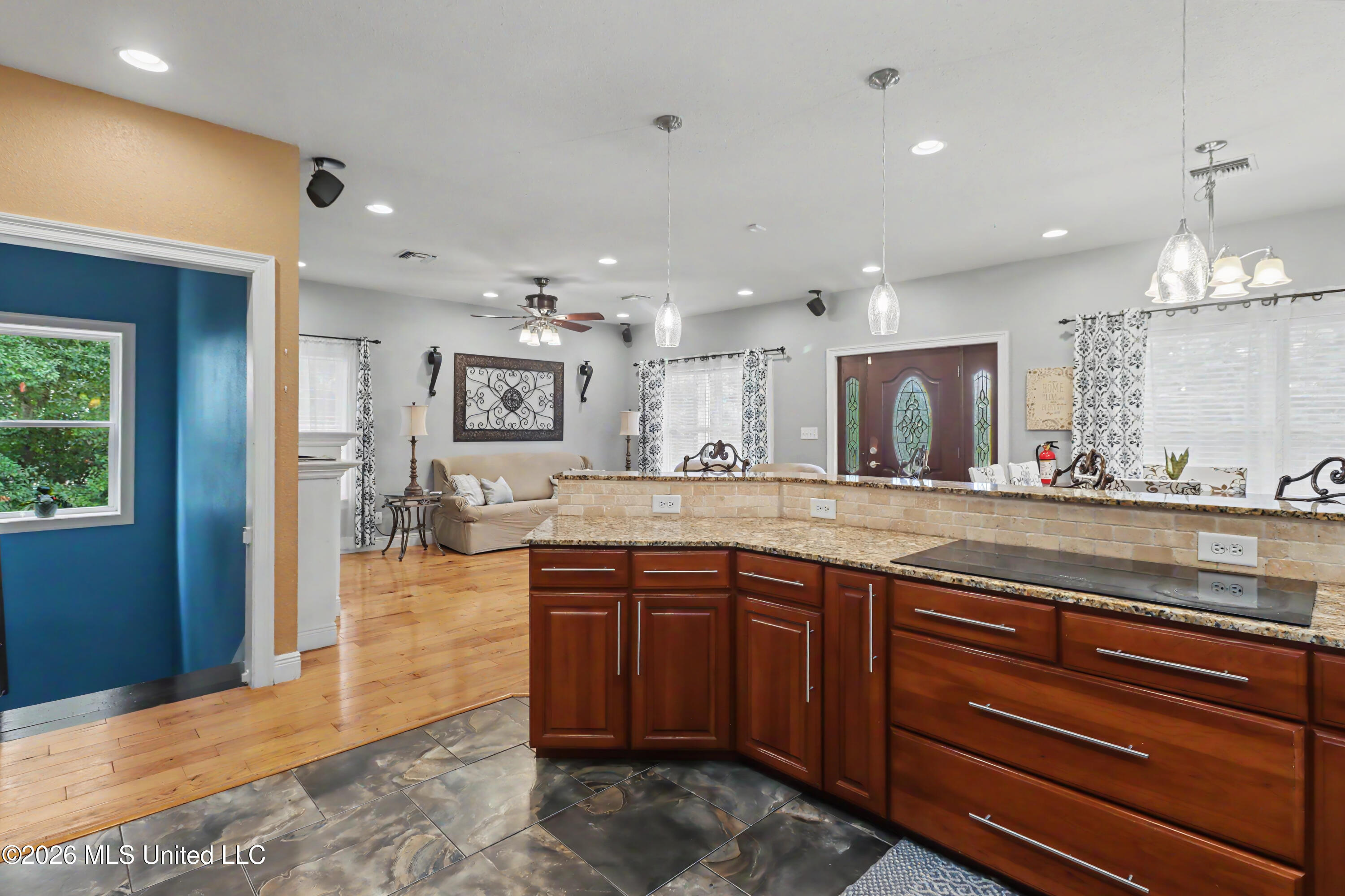 1009 Saint Joseph Street Property Photo 10