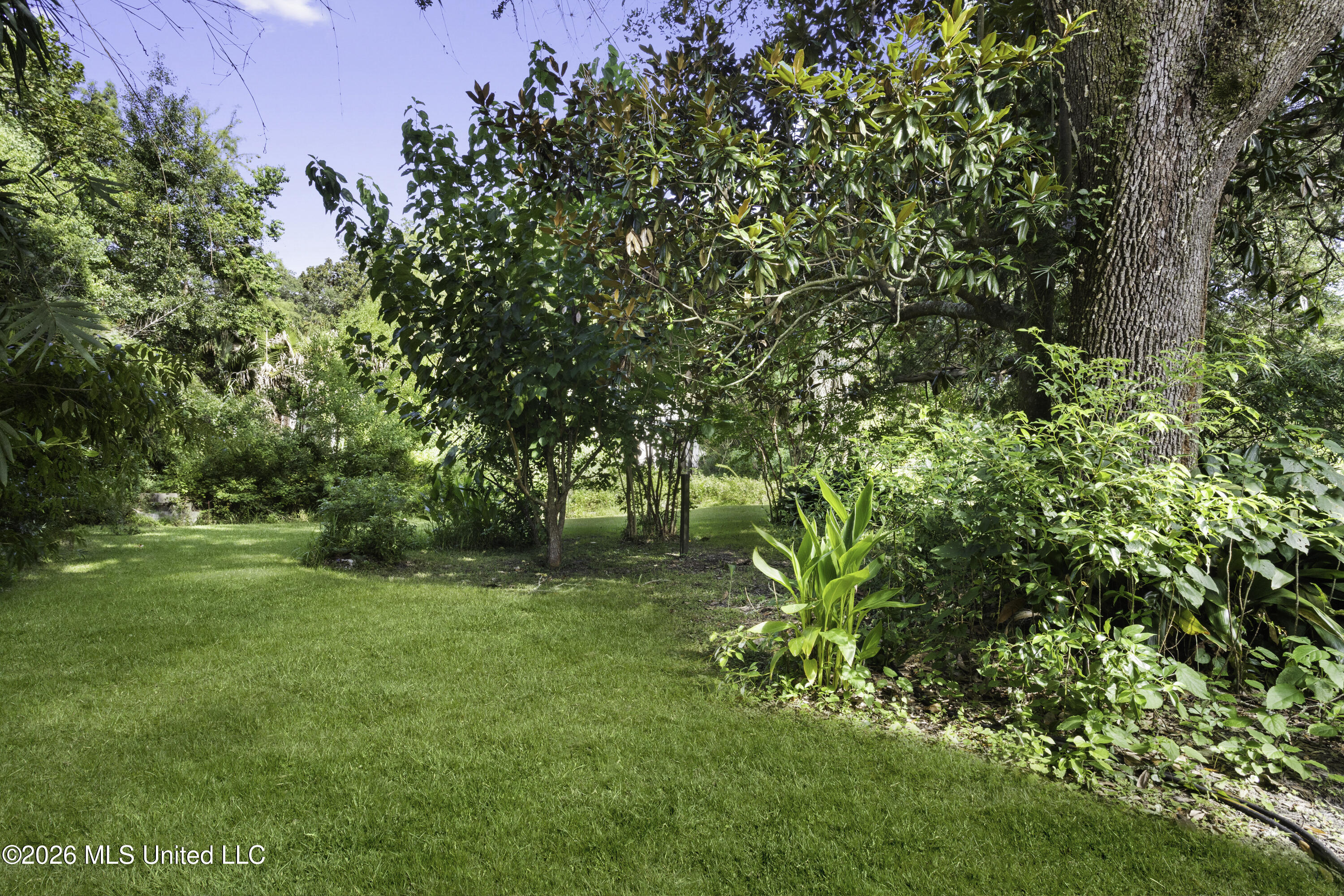 414 General Pershing Avenue Property Photo 16