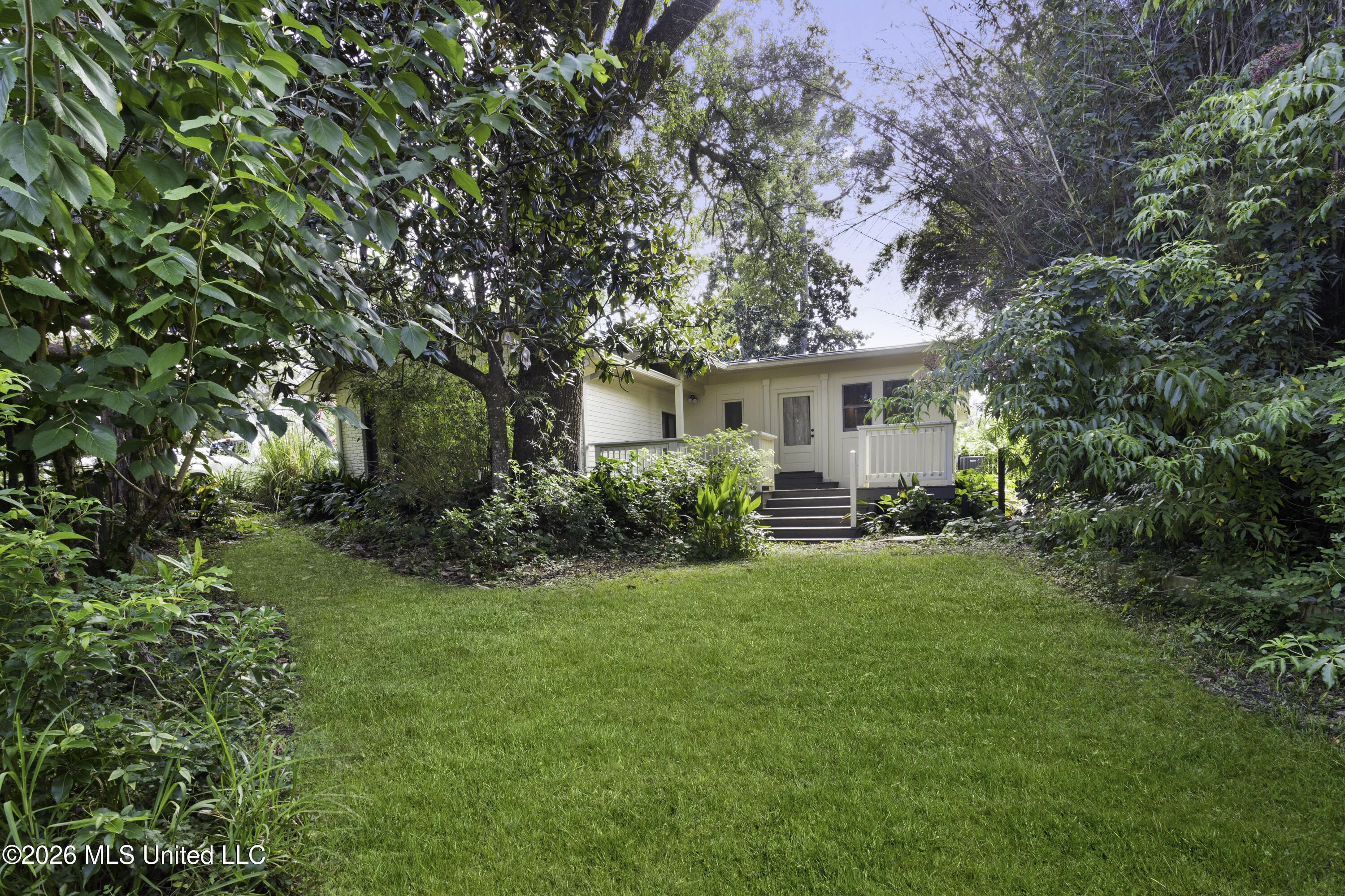 414 General Pershing Avenue Property Photo 17