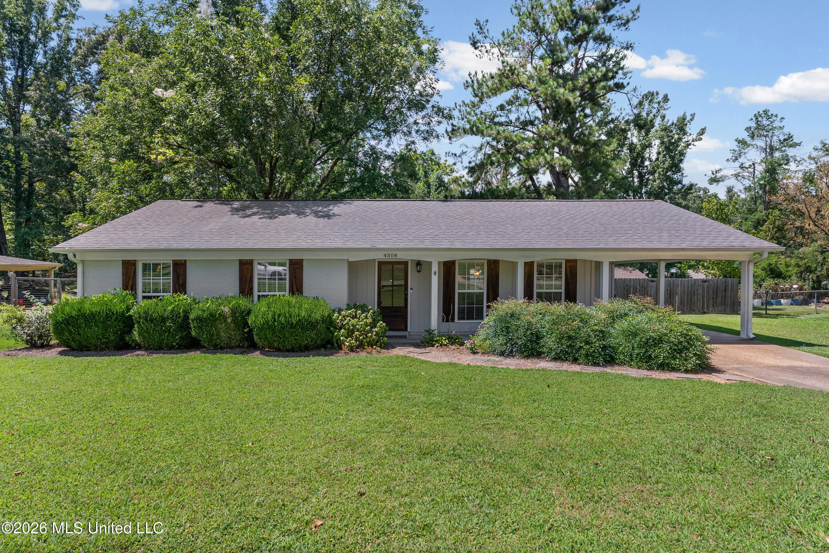 4308 Mockingbird Road