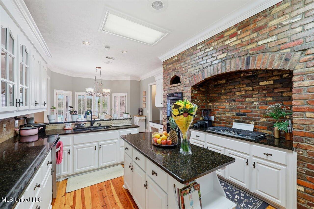 112 Saddle Creek Cove Property Photo 15