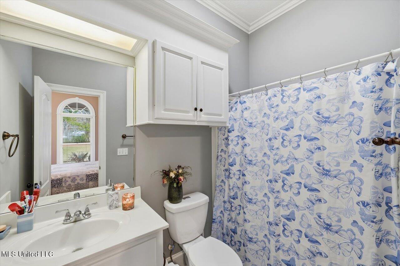 112 Saddle Creek Cove Property Photo 39