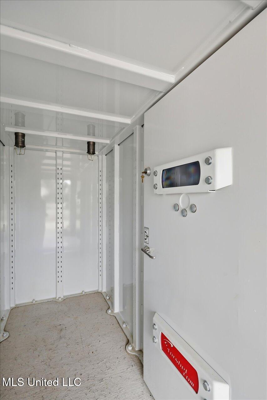 112 Saddle Creek Cove Property Photo 44