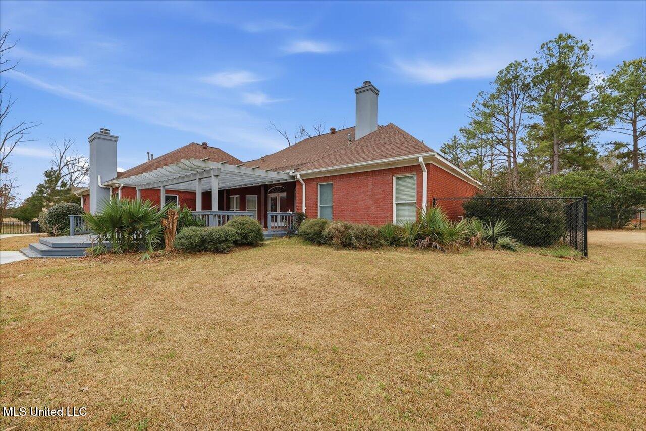 112 Saddle Creek Cove Property Photo 52