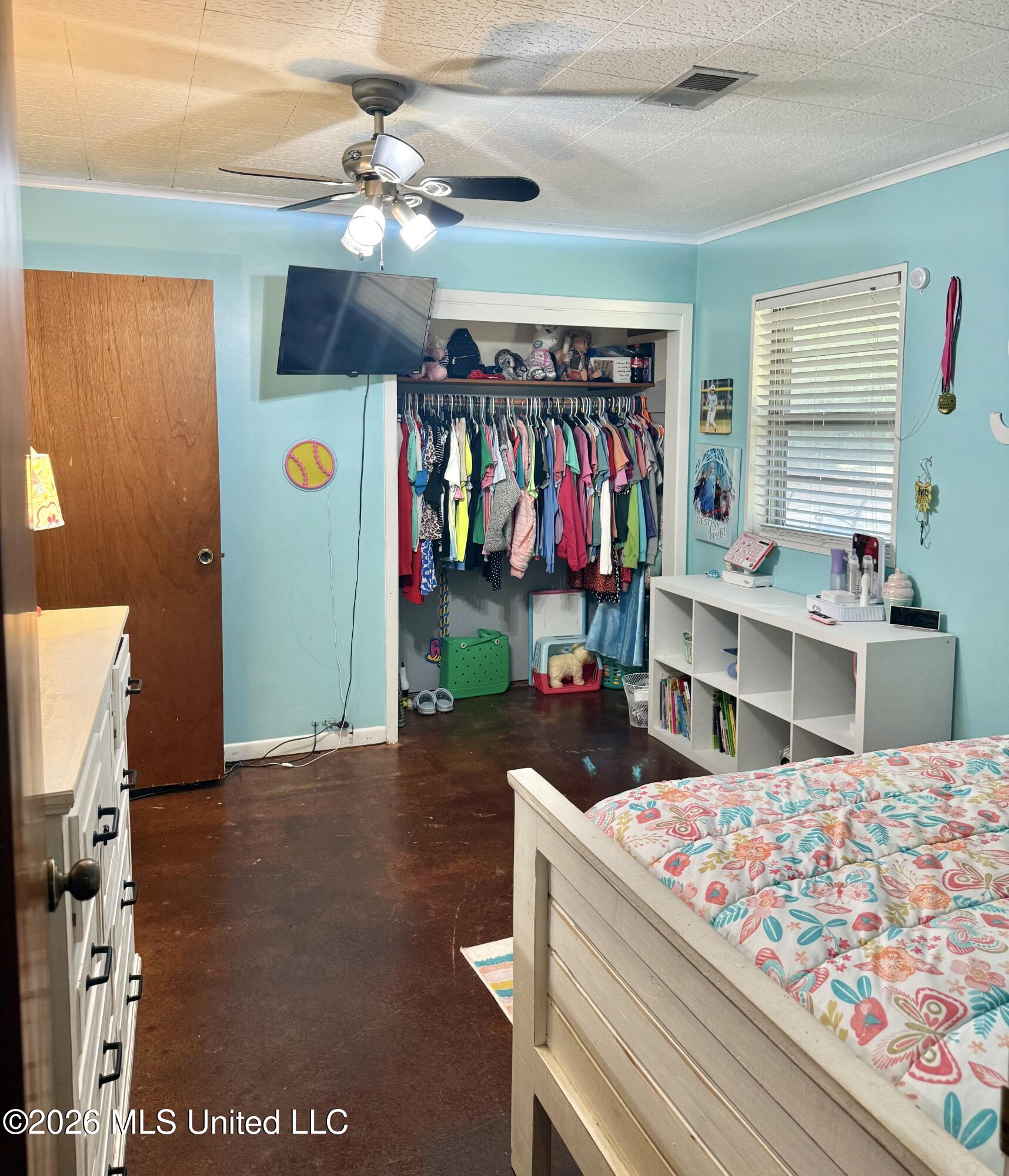 491 S Thunderbird Drive Property Photo 10