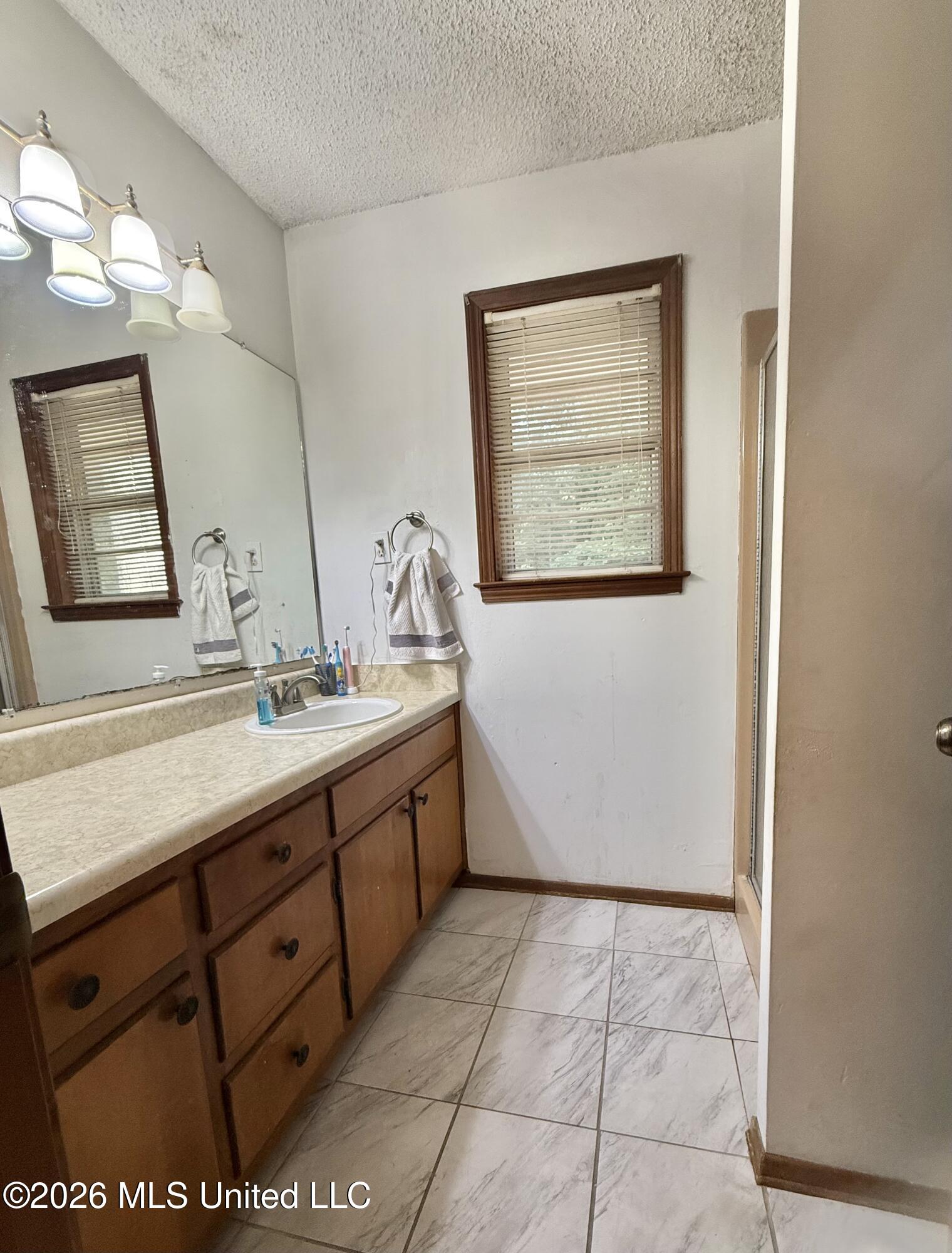 491 S Thunderbird Drive Property Photo 16