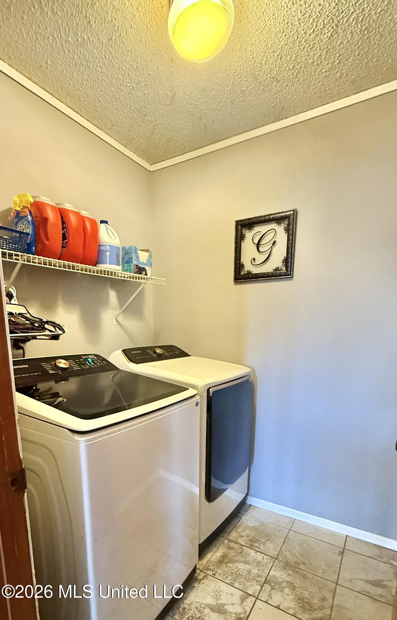 491 S Thunderbird Drive Property Photo 19