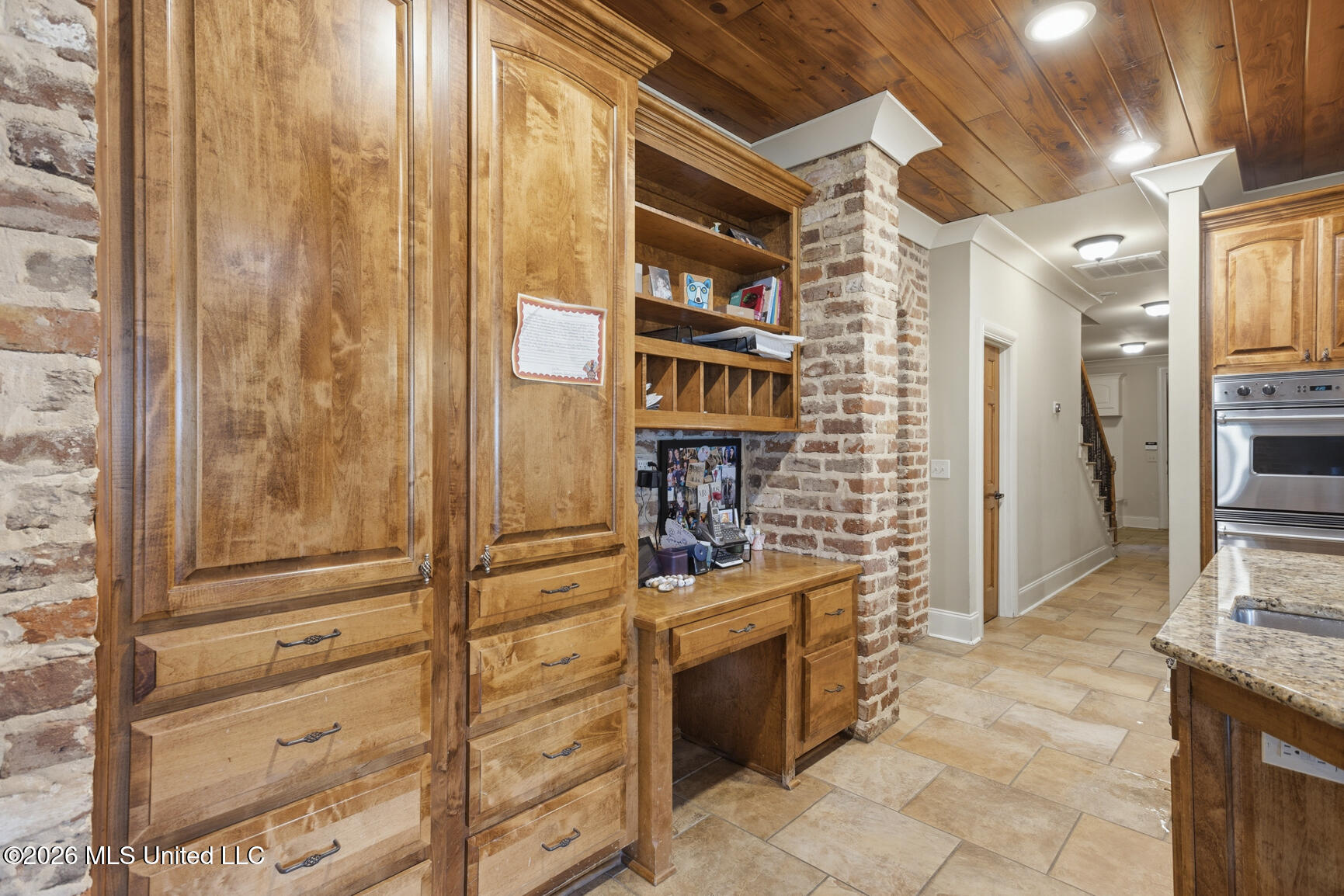 118 Glenwood Bend Property Photo 10
