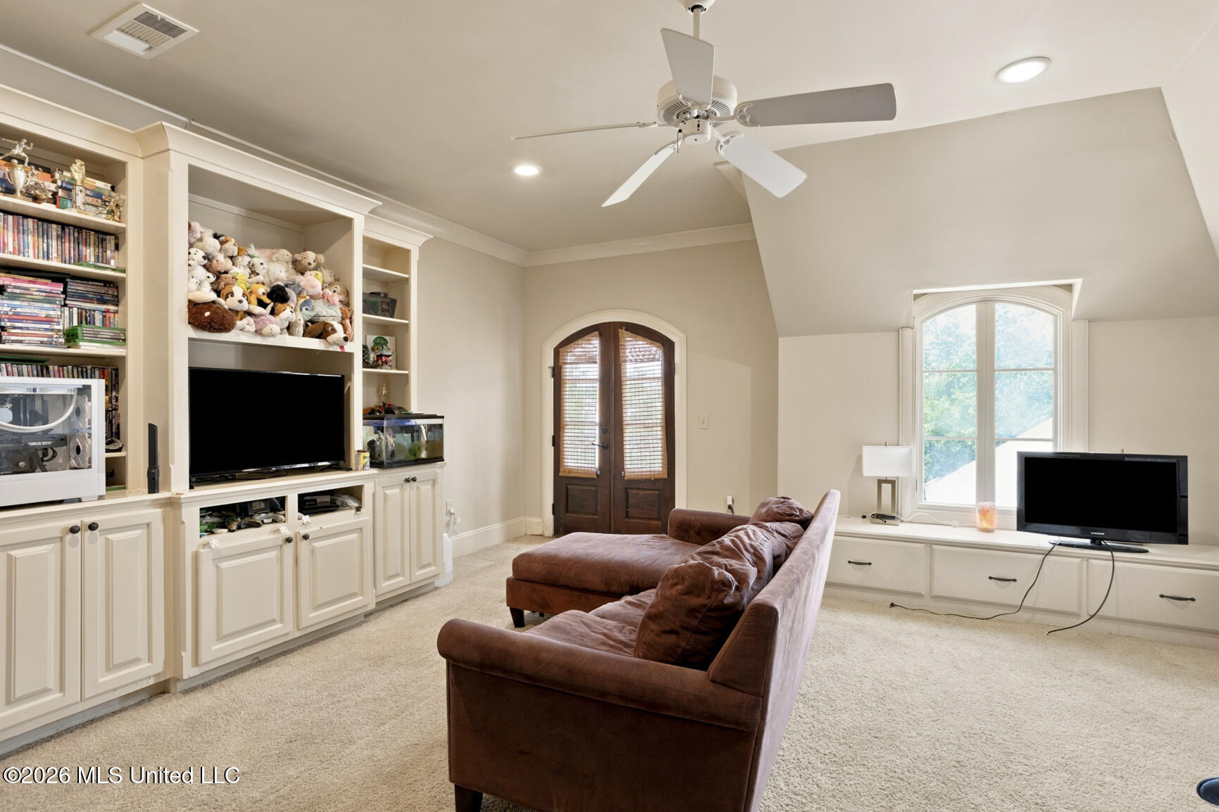 118 Glenwood Bend Property Photo 16
