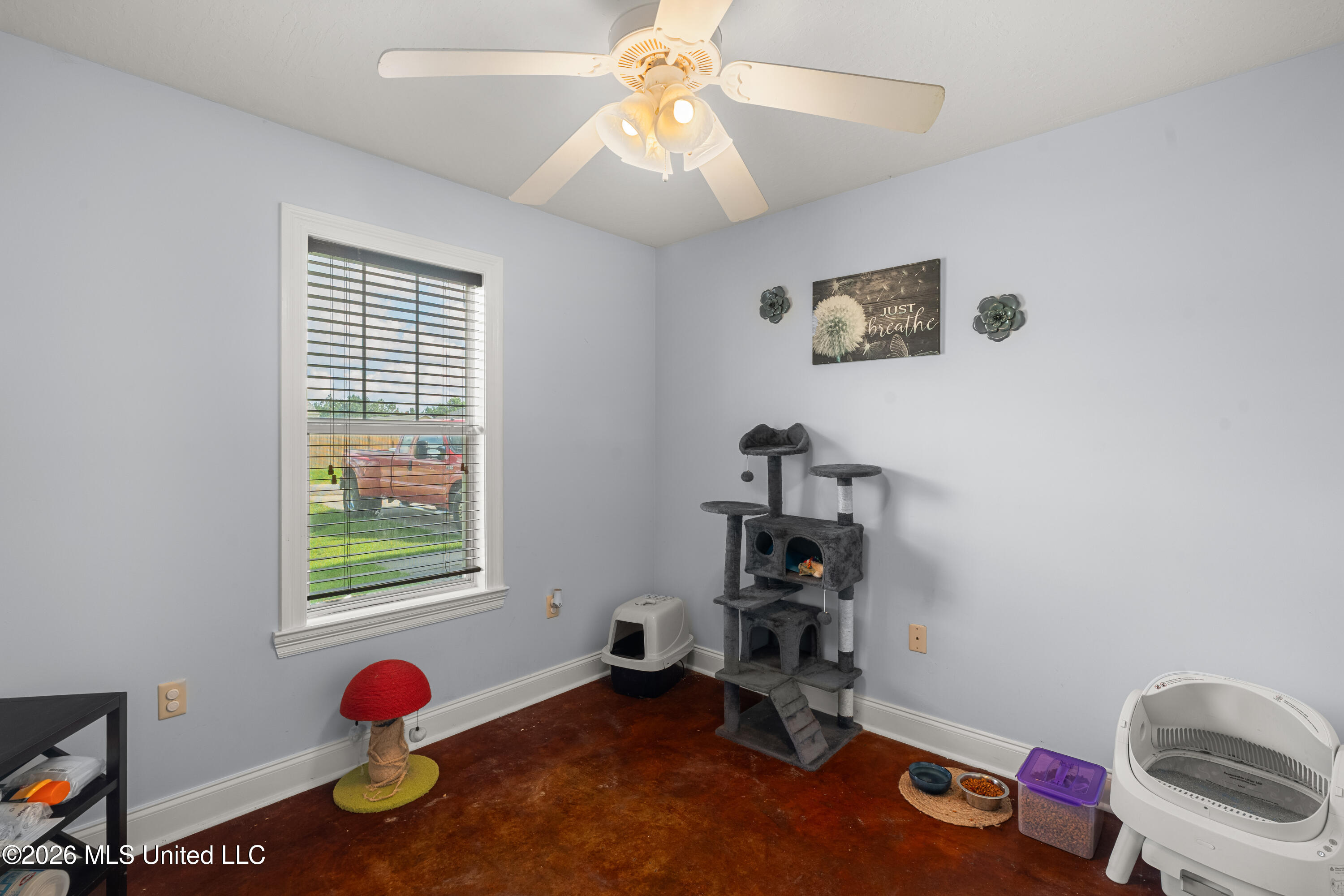 40 S Ambrose Property Photo 21