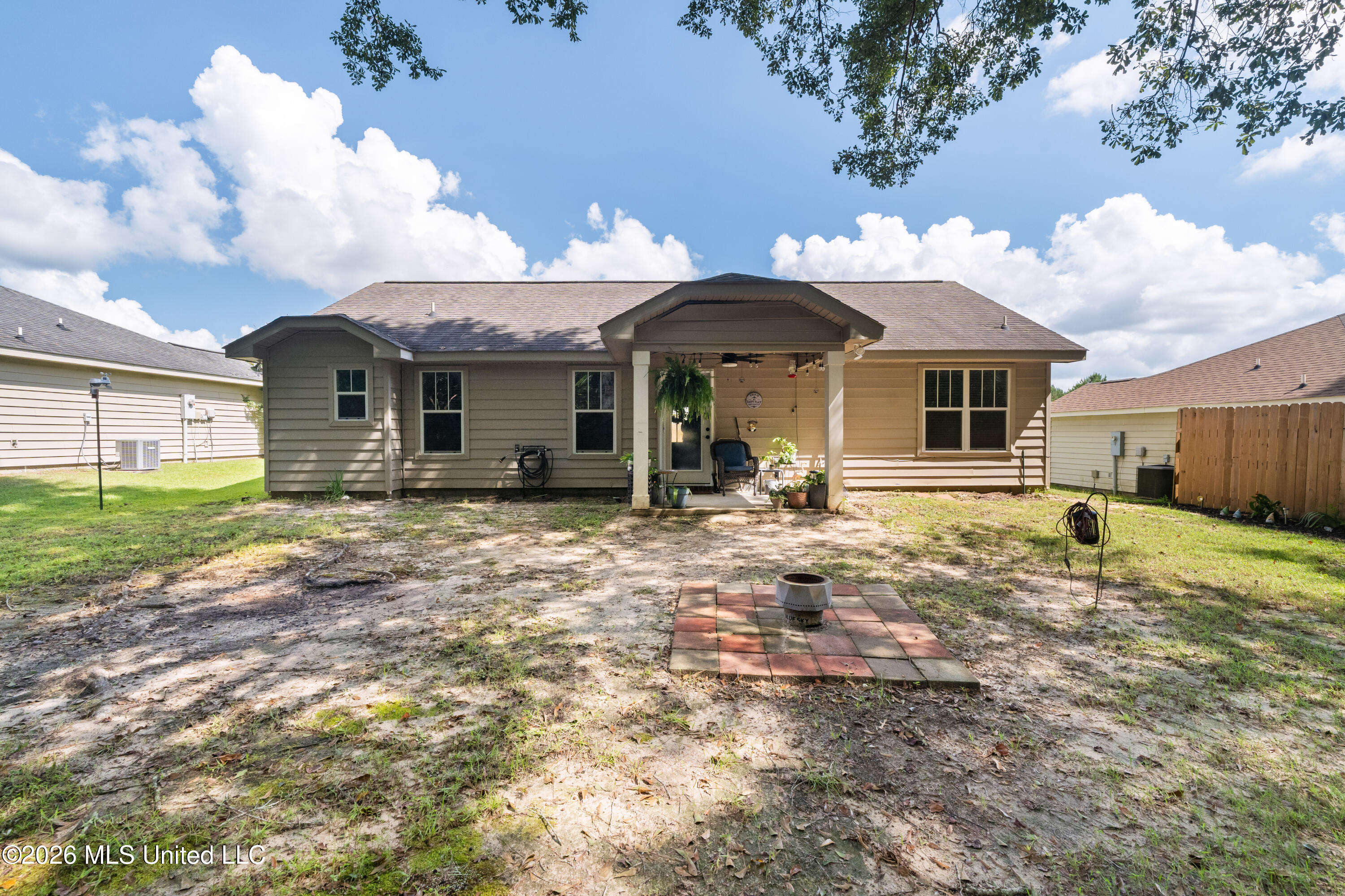 40 S Ambrose Property Photo 28