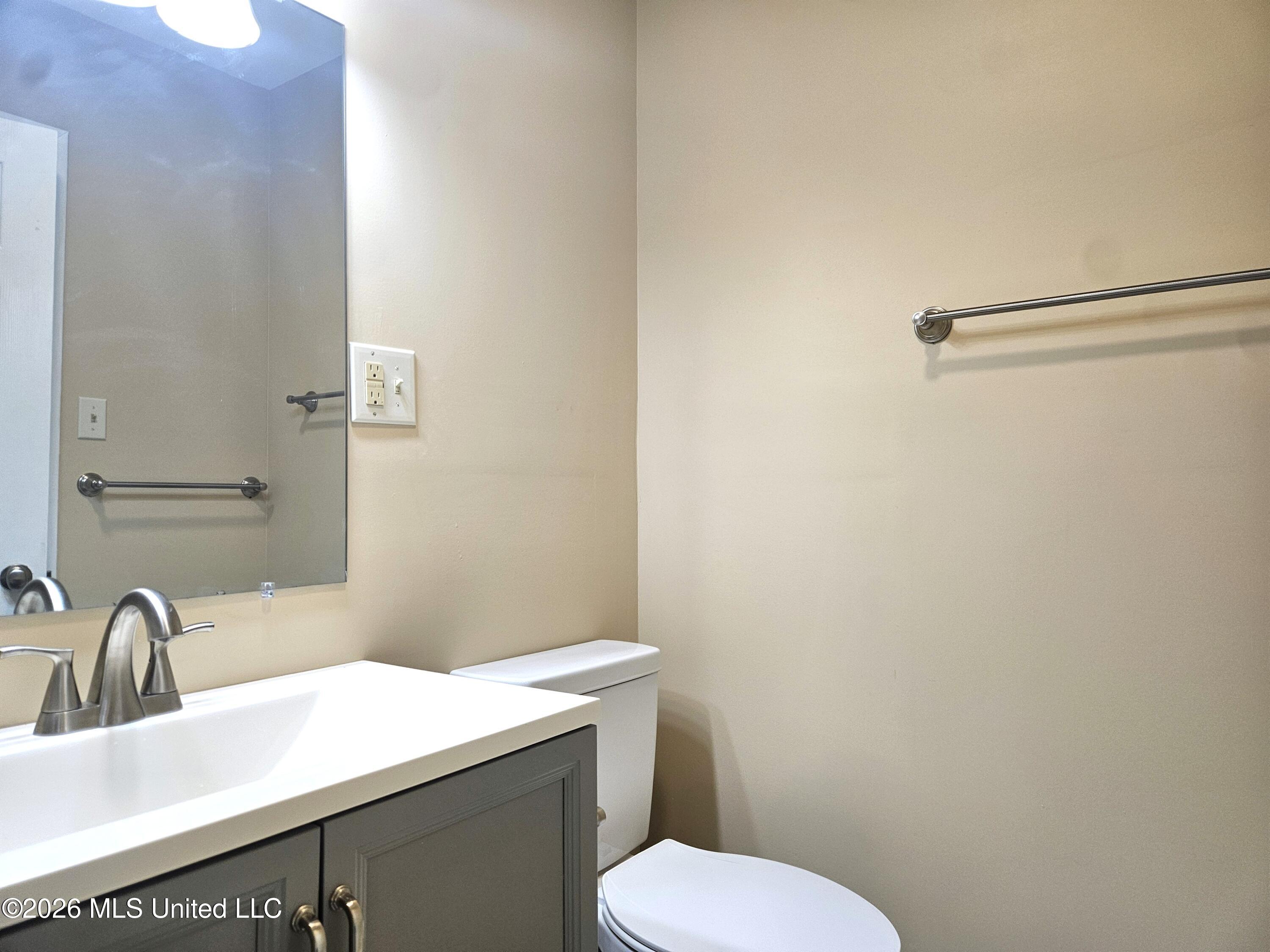 4205 Yosemite Drive Property Photo 9