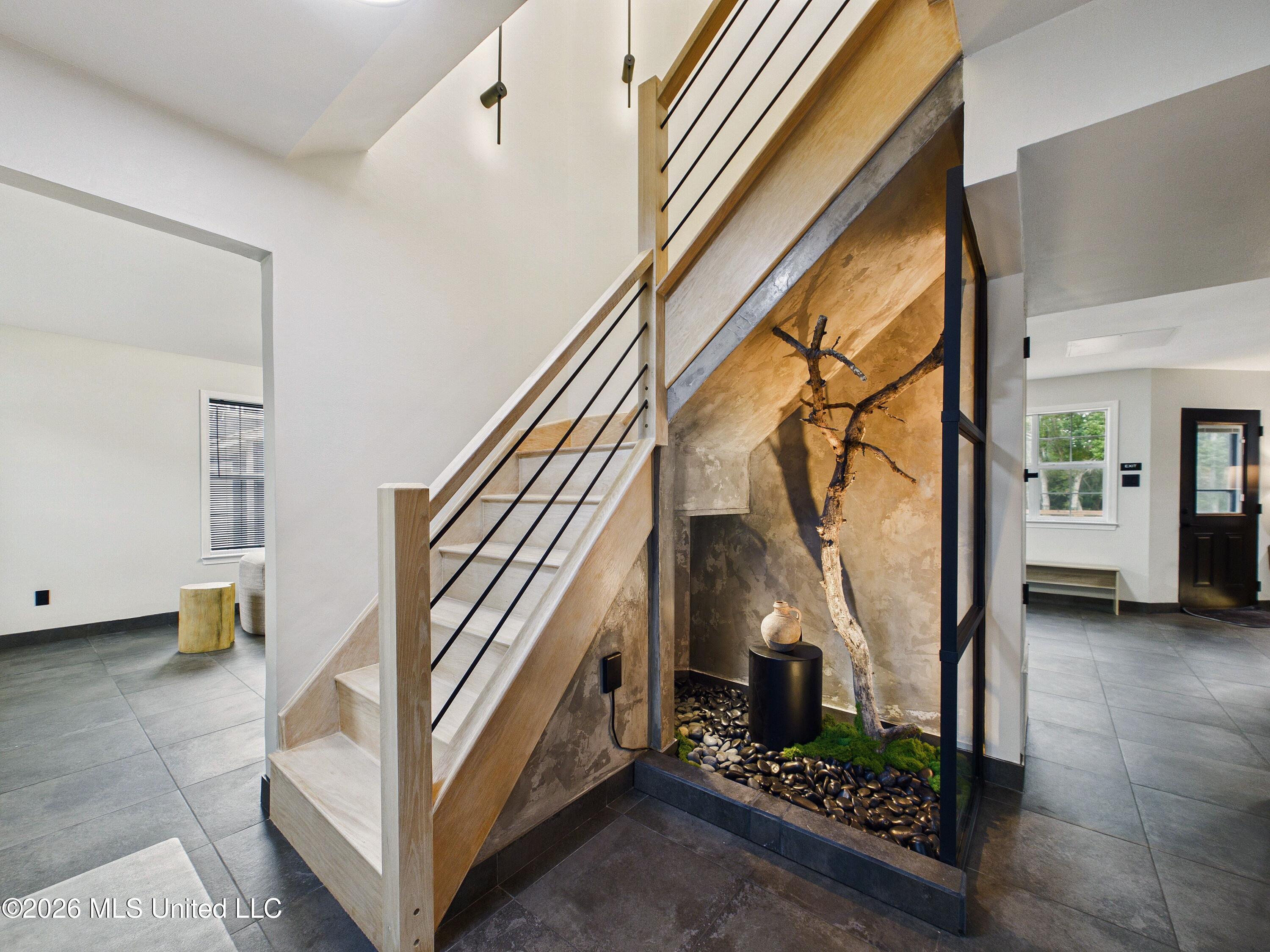 108 Penny Court Property Photo 4