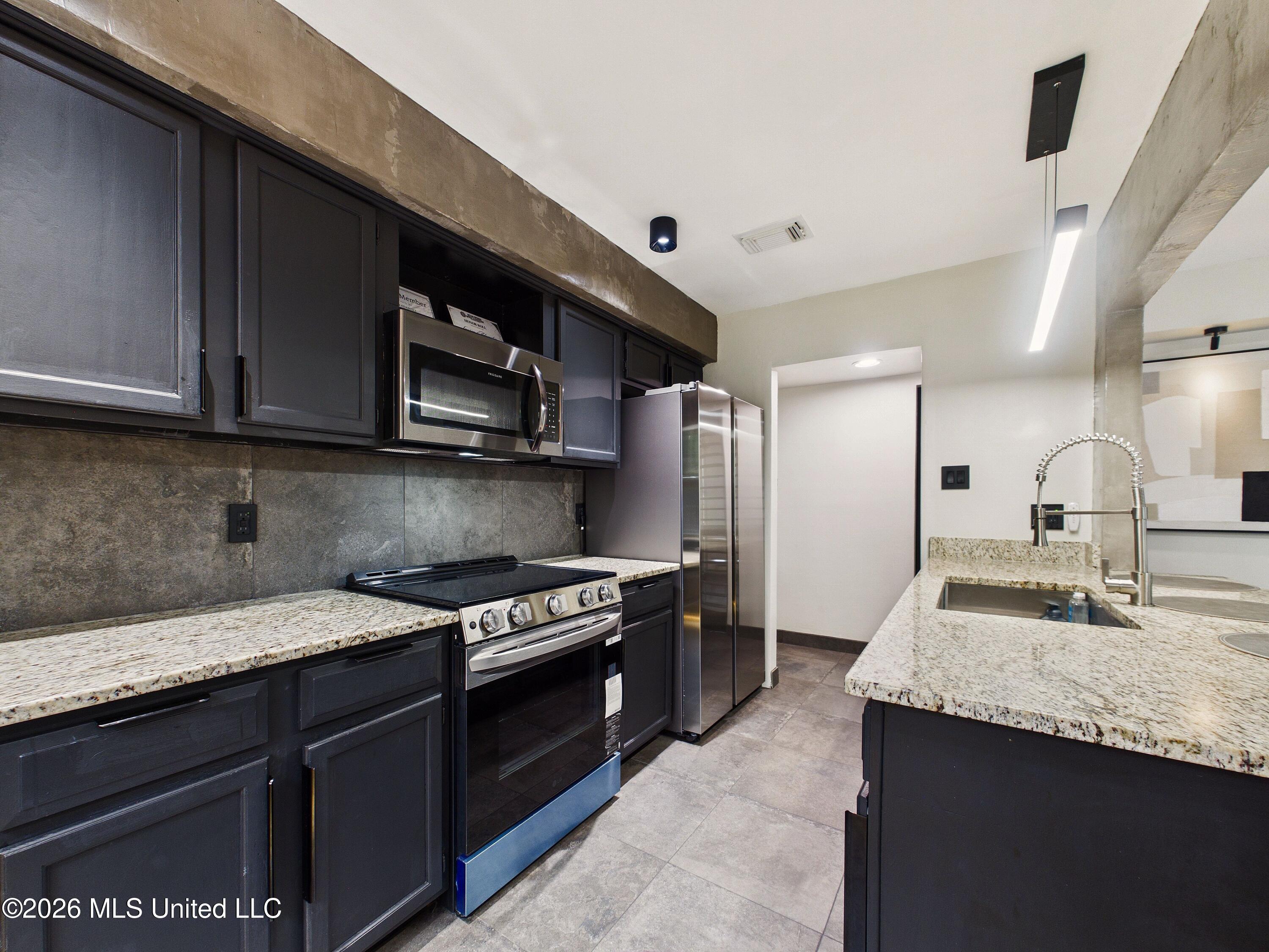 108 Penny Court Property Photo 11