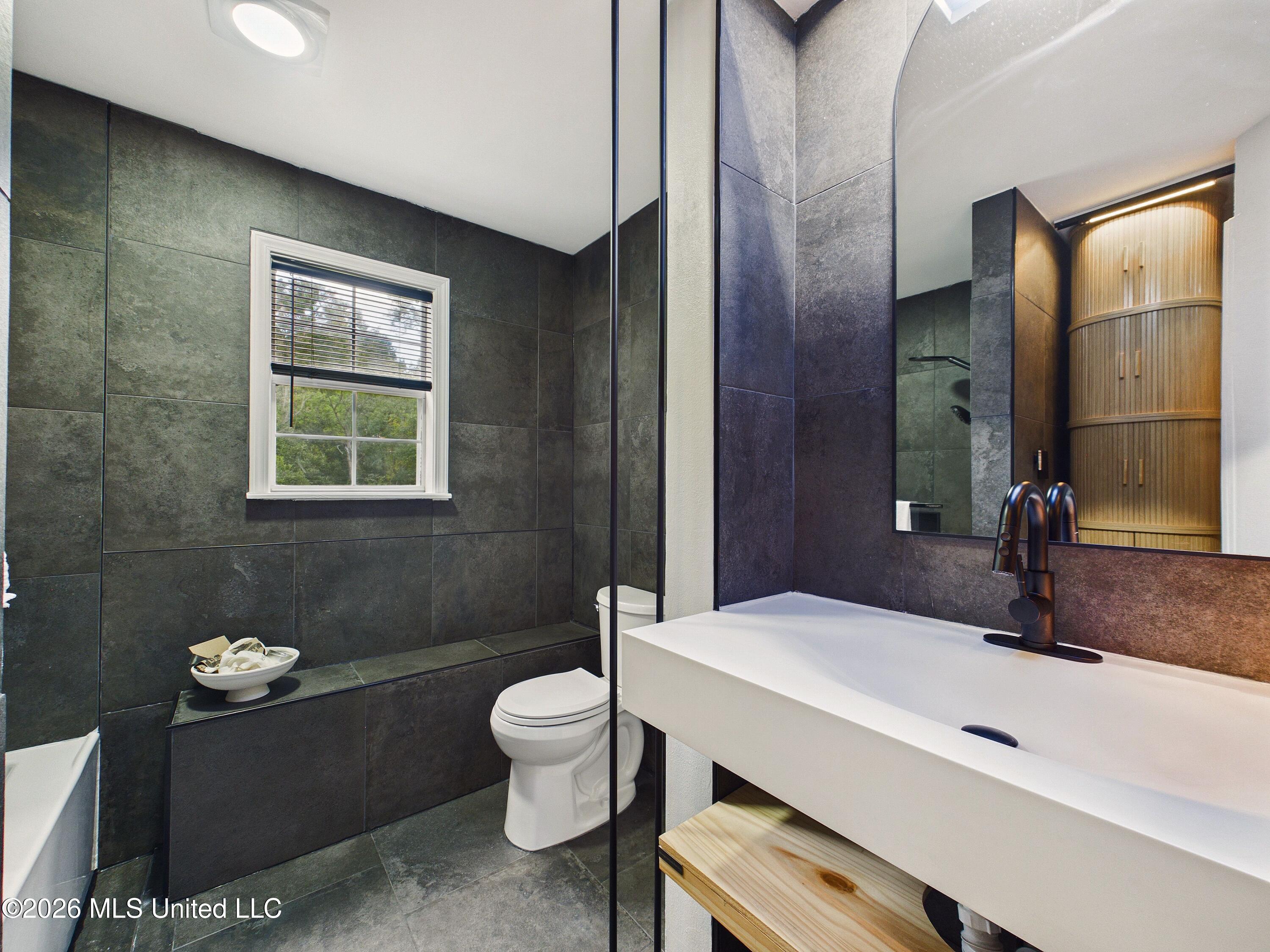 108 Penny Court Property Photo 24