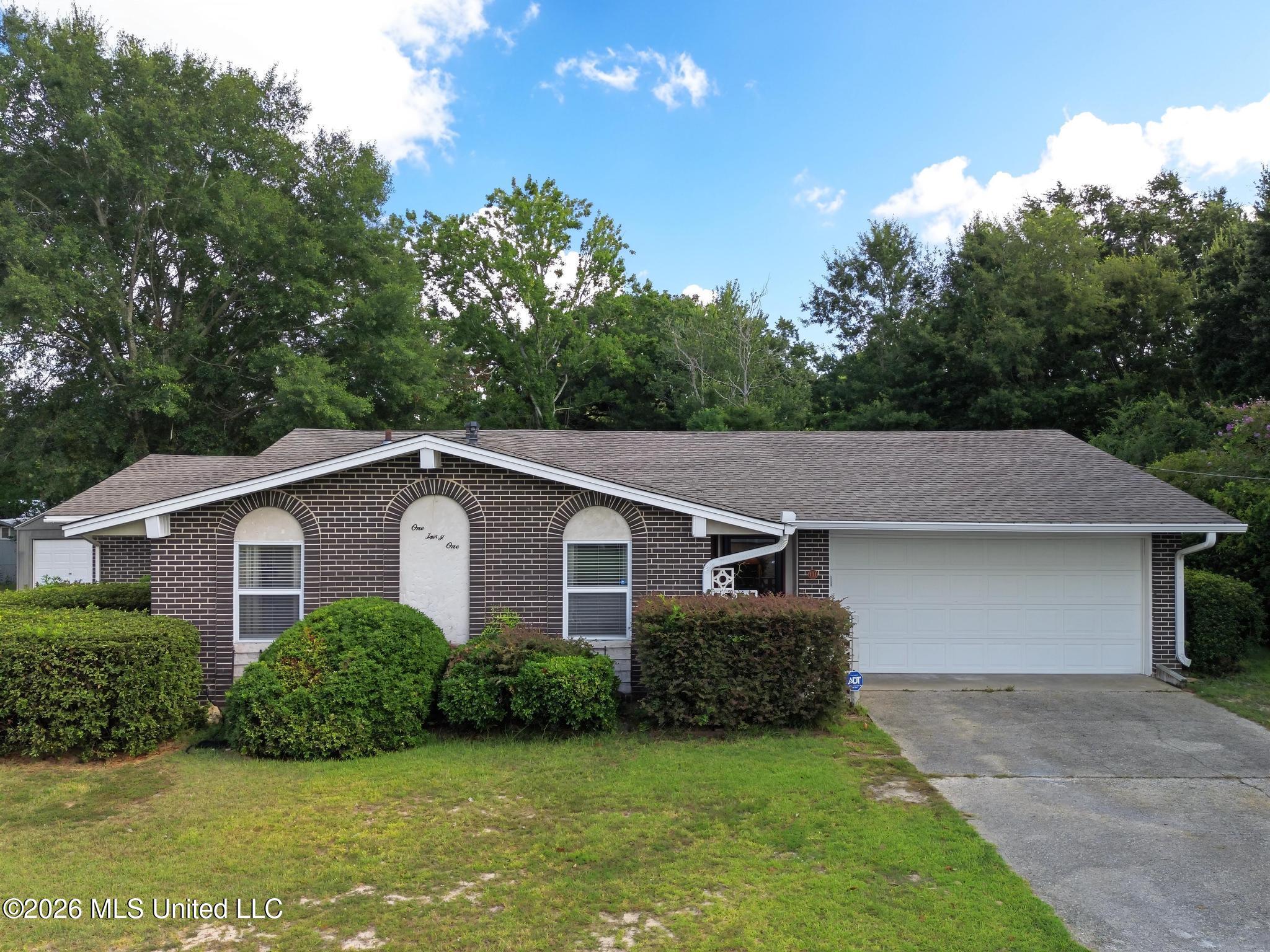 131 Gary Street Property Photo 1