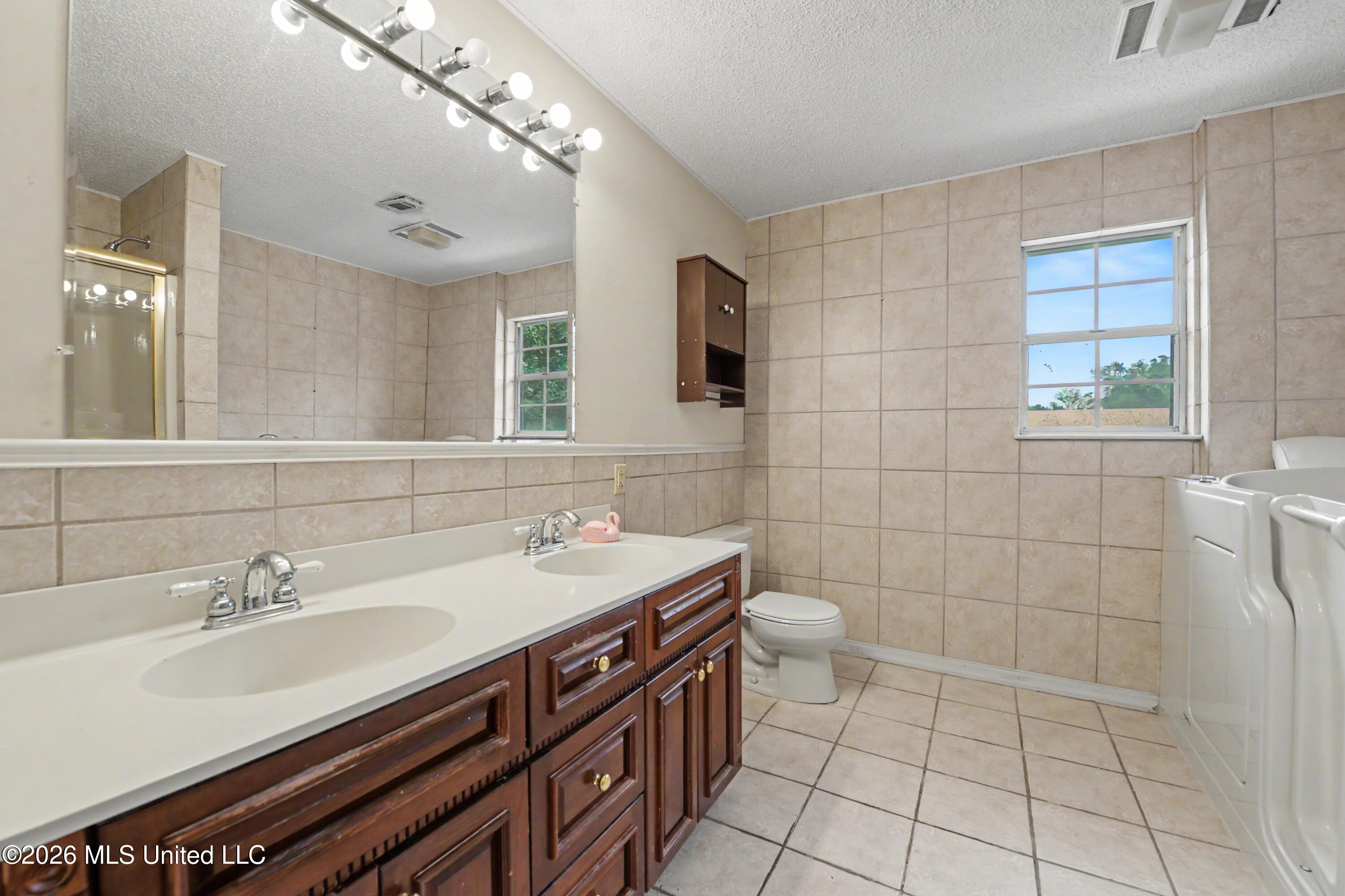 312 Westview Drive Property Photo 18