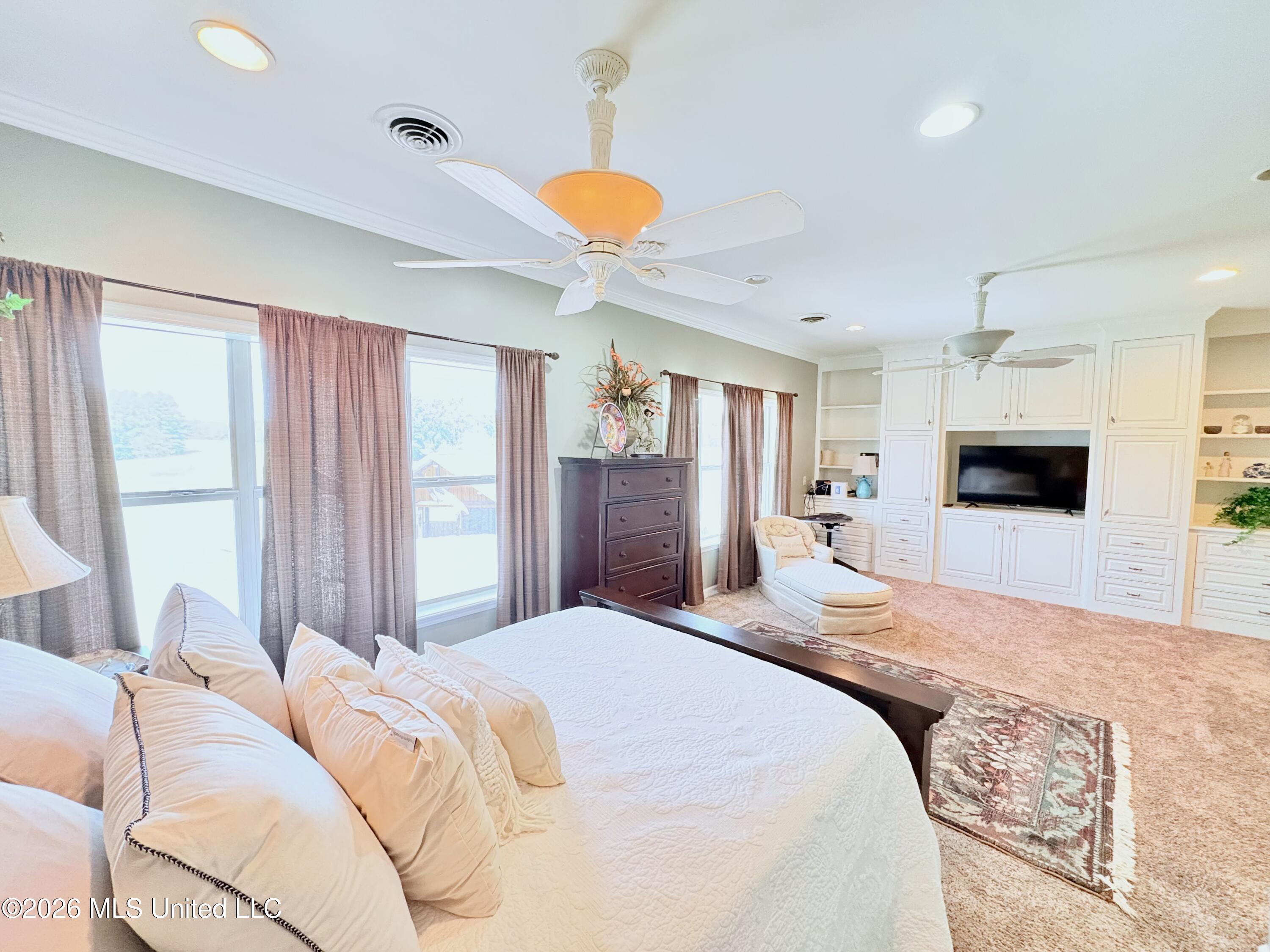1037 Wellington Ridge Drive Property Photo 23