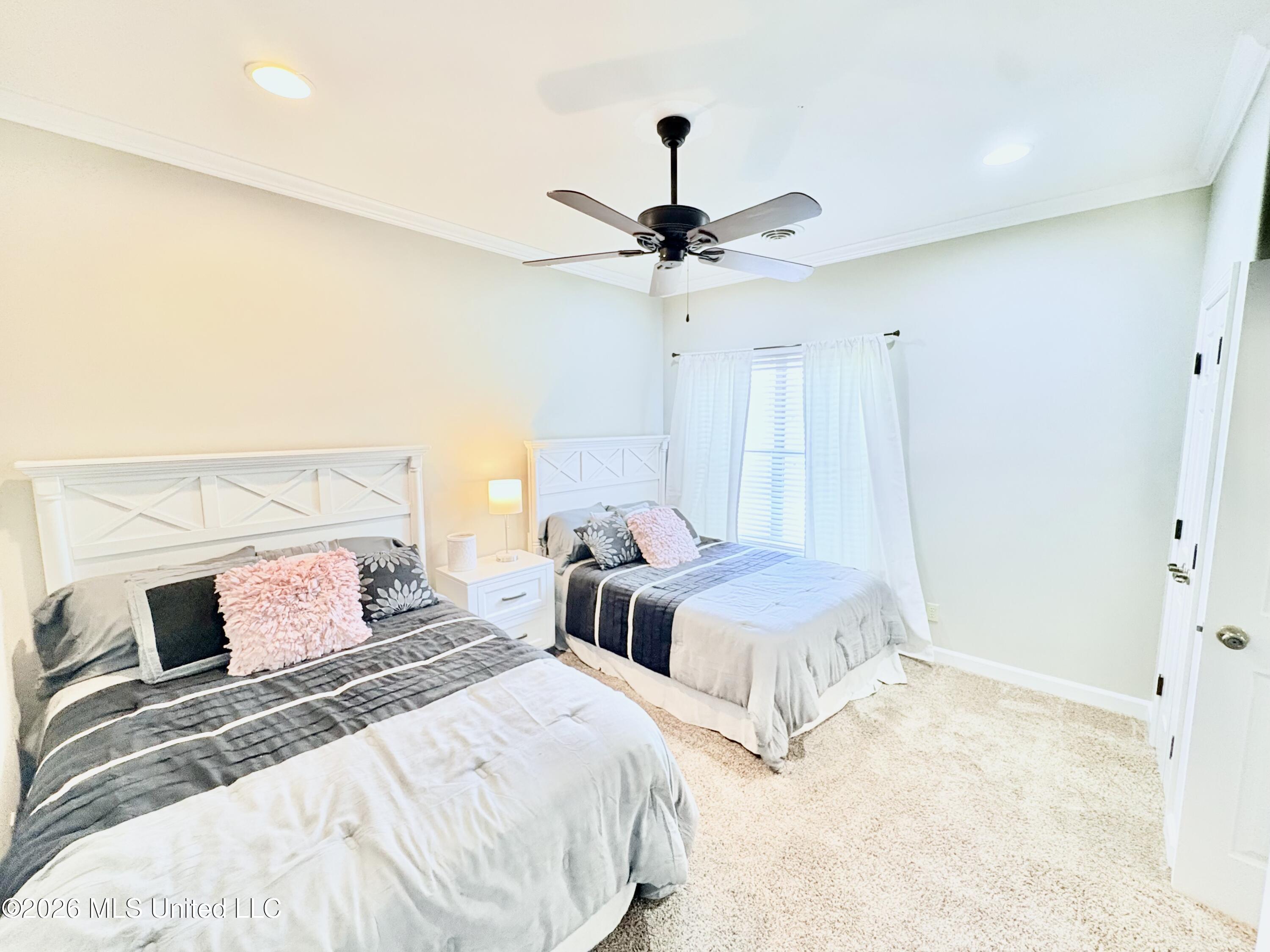 1037 Wellington Ridge Drive Property Photo 33