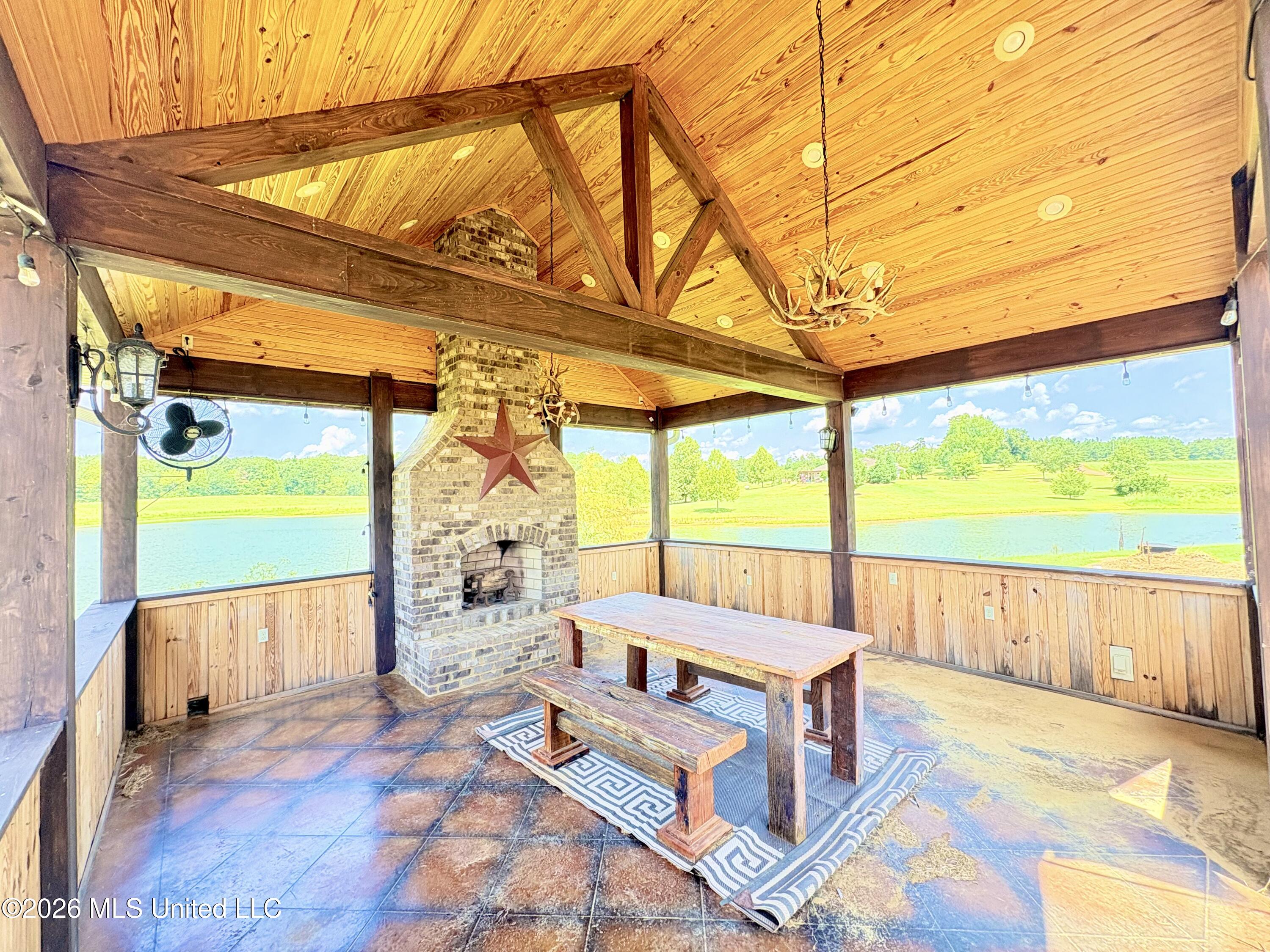1037 Wellington Ridge Drive Property Photo 40