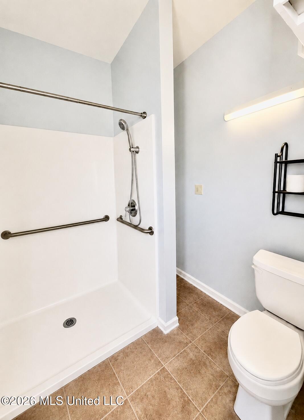 1037 Wellington Ridge Drive Property Photo 45