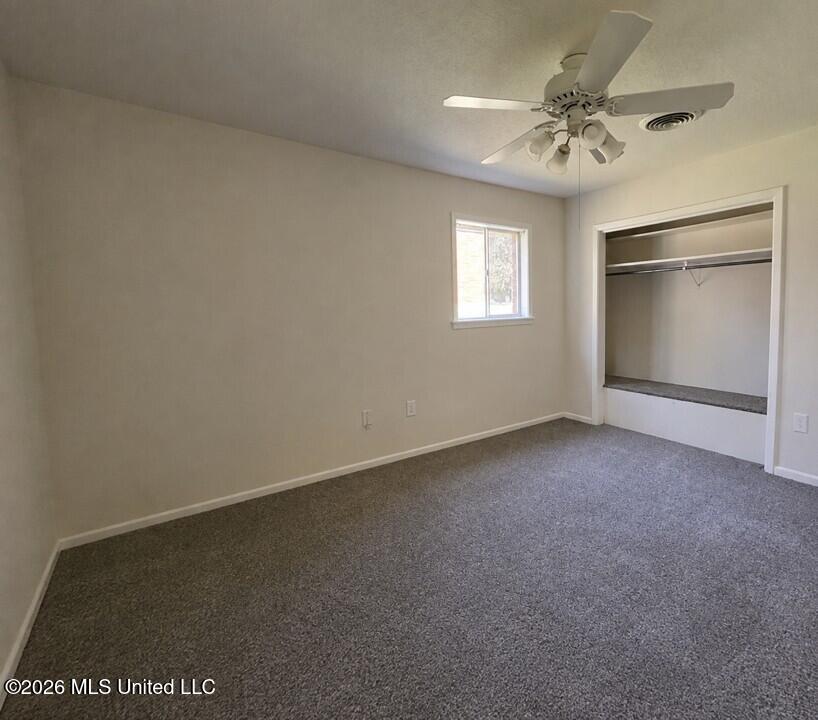 1009 Laurelwood Drive Property Photo 5