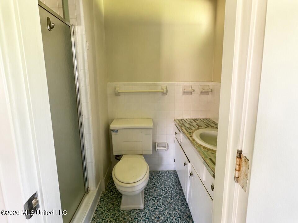 1009 Laurelwood Drive Property Photo 8