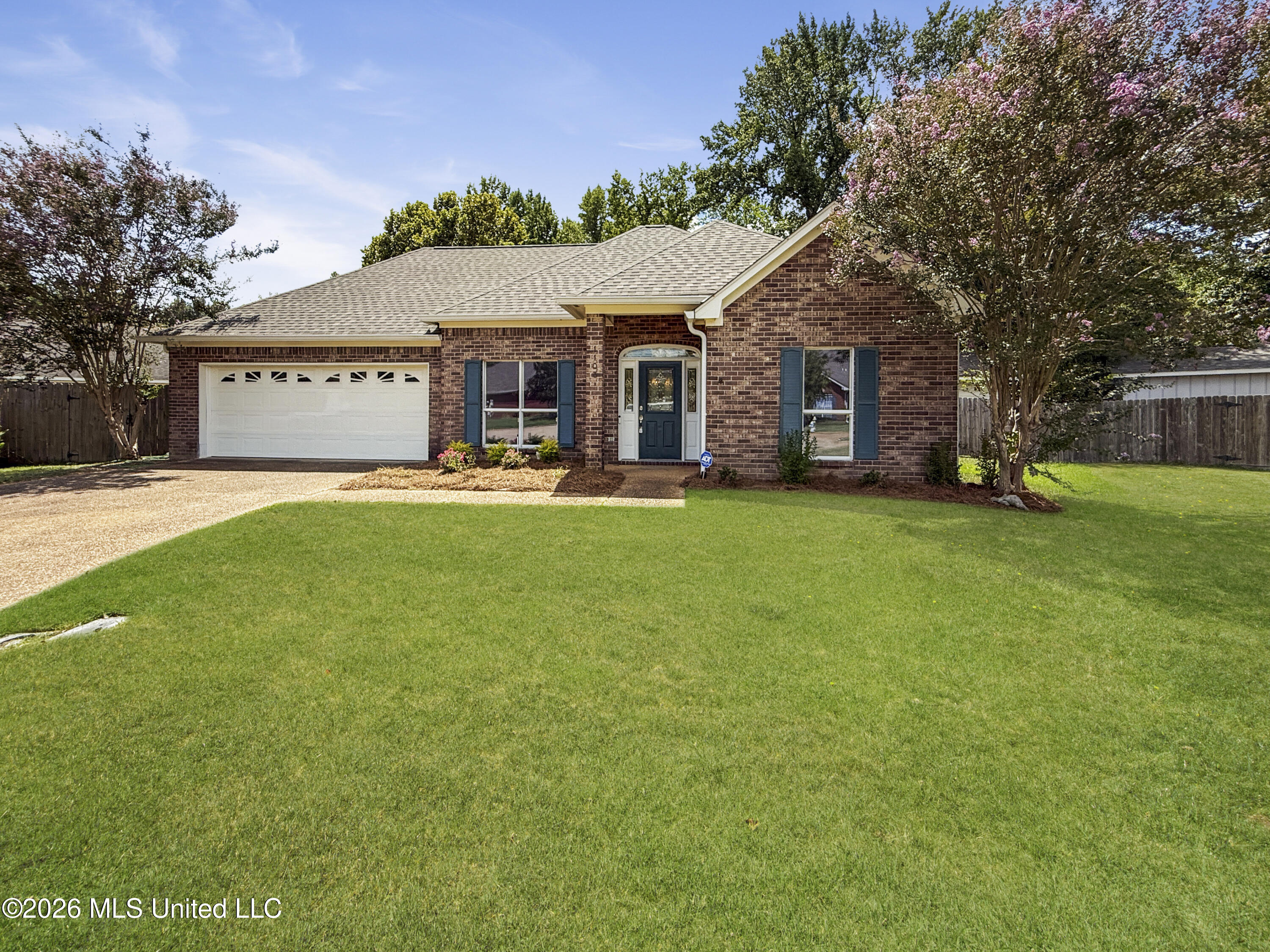 1103 Arbor Place Property Photo 1