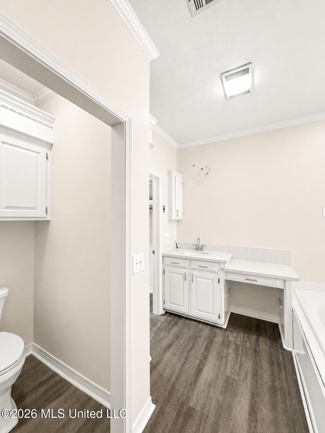 1103 Arbor Place Property Photo 15