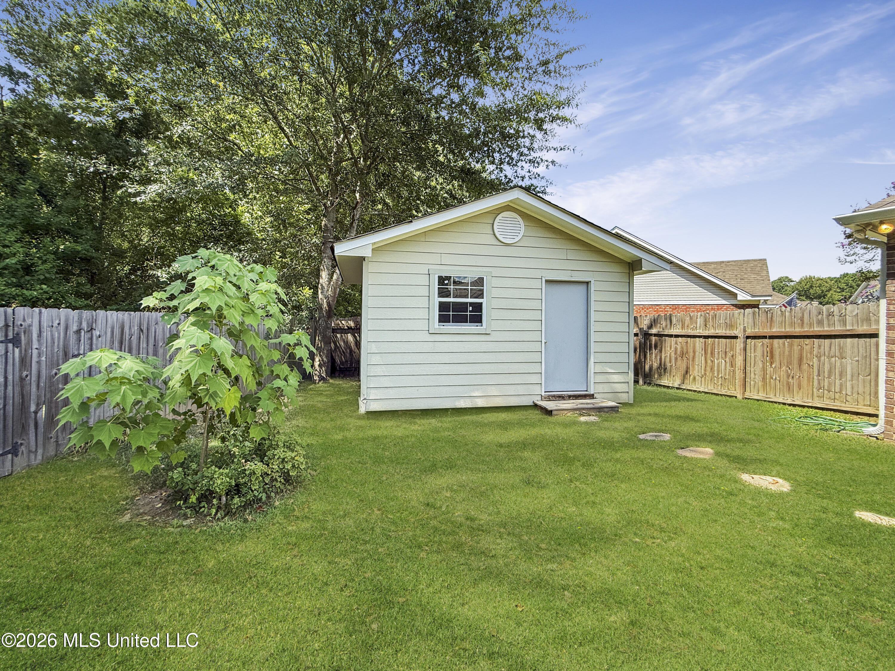 1103 Arbor Place Property Photo 24