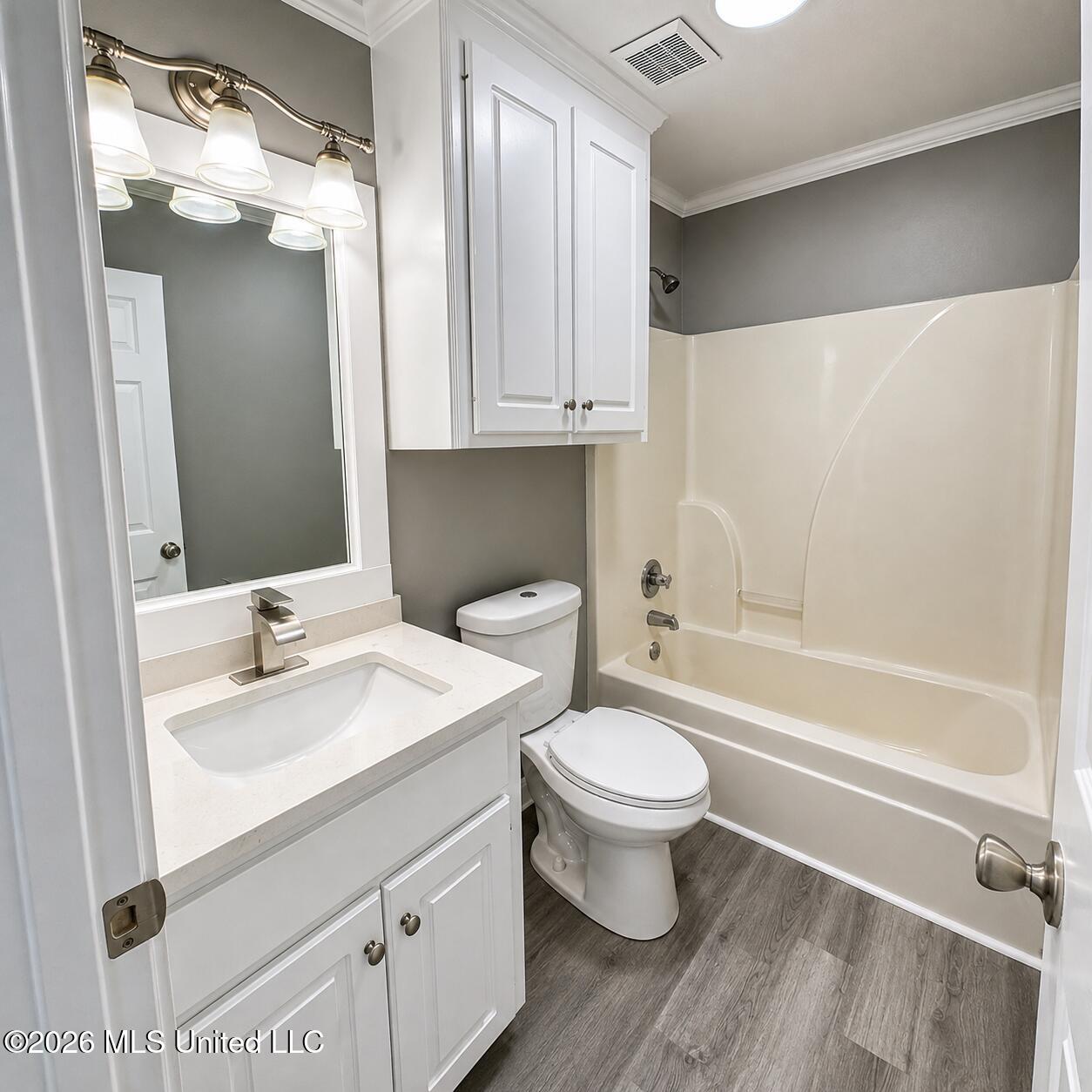 2099 Branch Creek Drive Property Photo 4