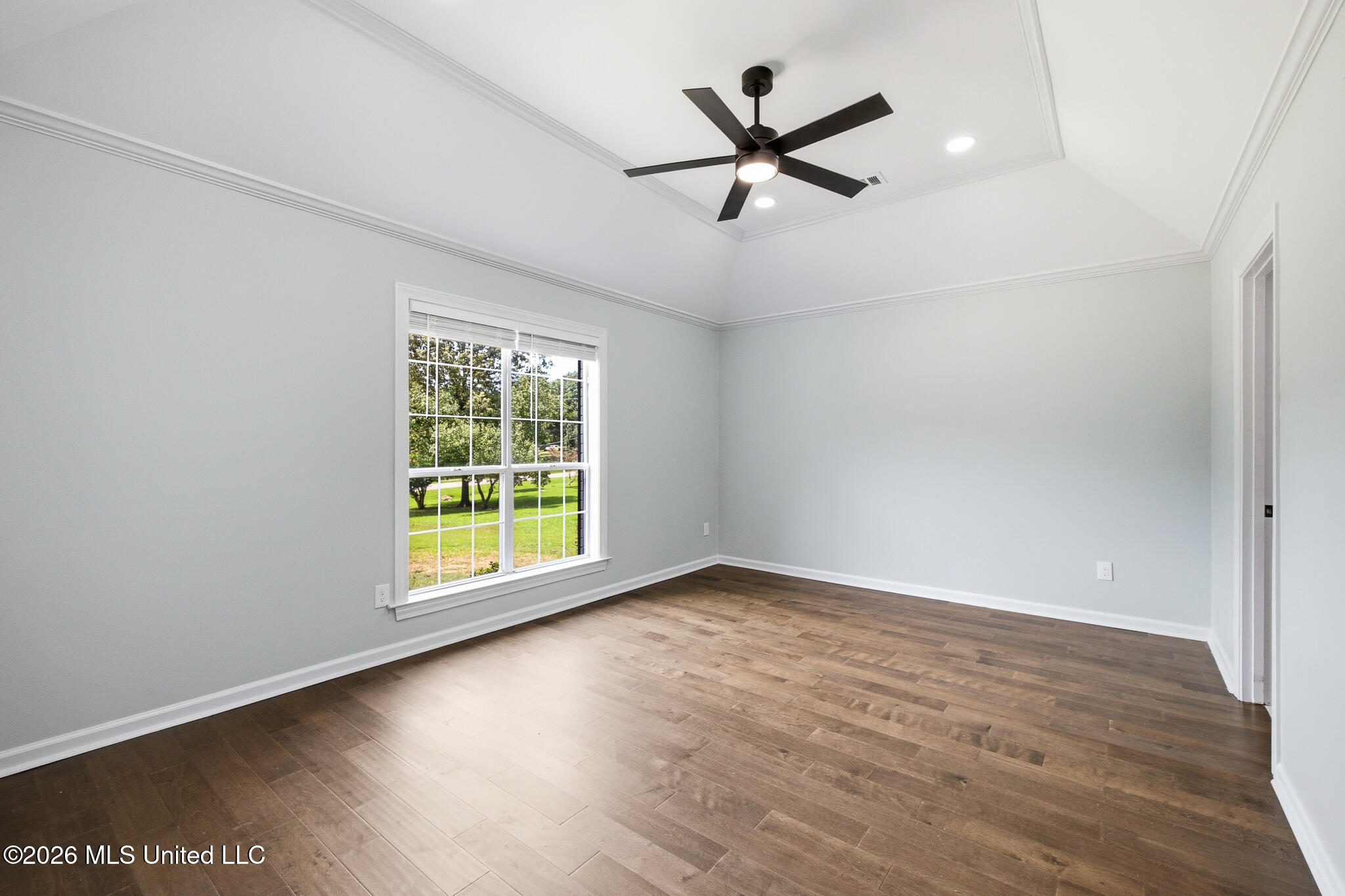 8690 Hunters Run Drive Property Photo 21