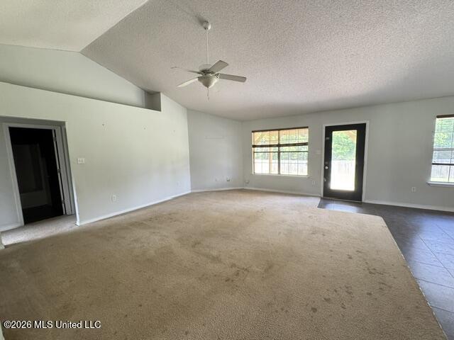 4 W Deerwood Drive Property Photo 3