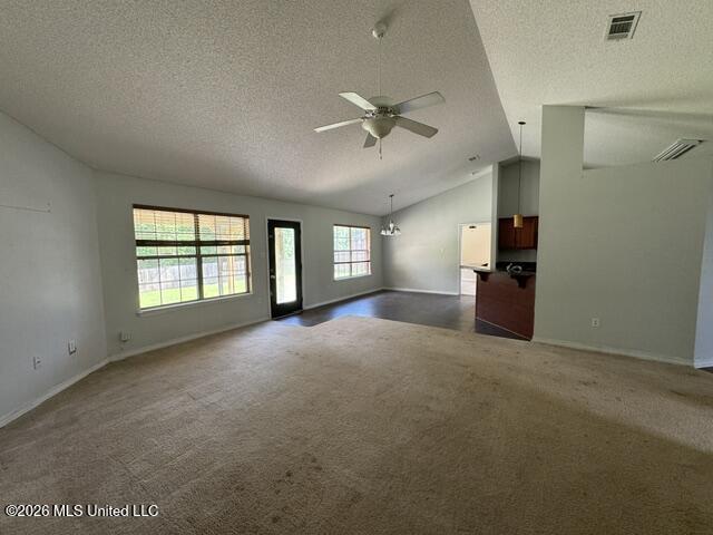 4 W Deerwood Drive Property Photo 8