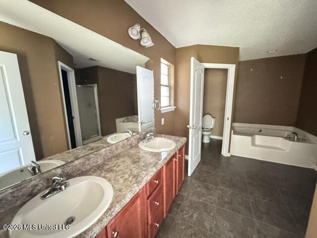 4 W Deerwood Drive Property Photo 11