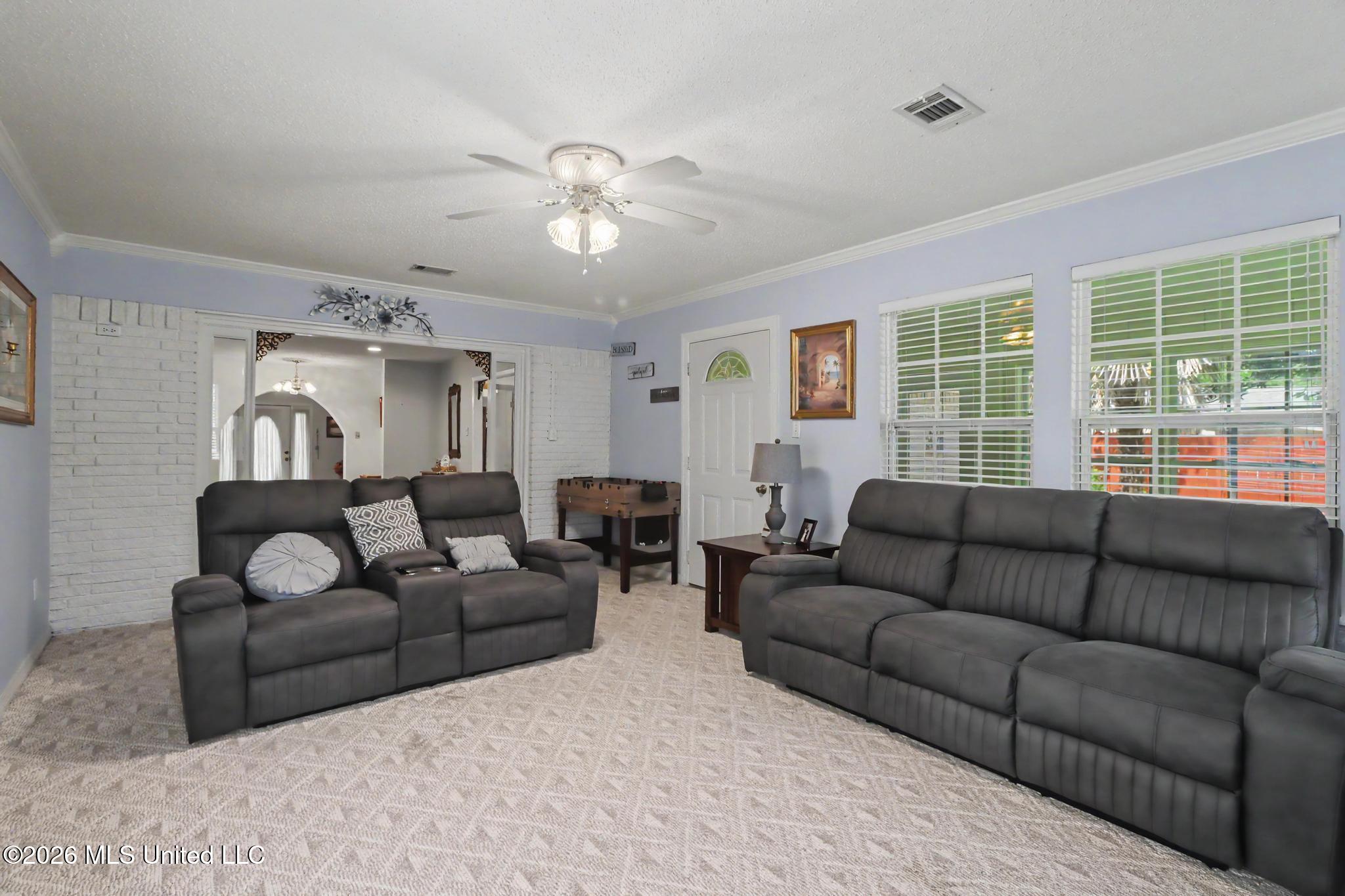 2137 Driftwood Drive Property Photo 14