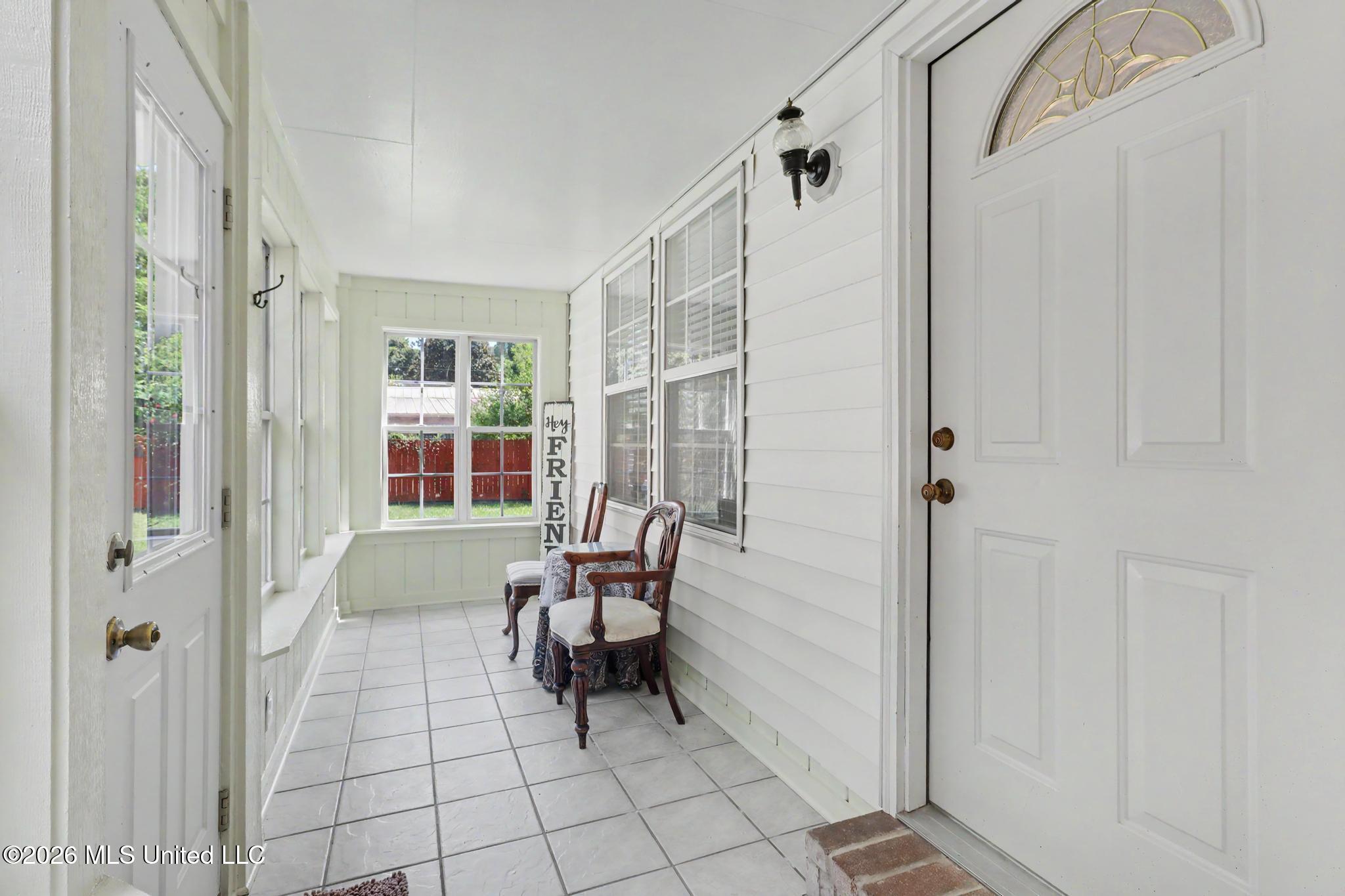 2137 Driftwood Drive Property Photo 15