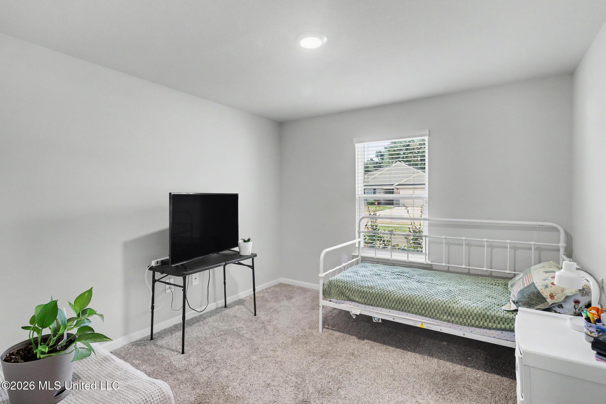1059 Enclave Circle Property Photo 8