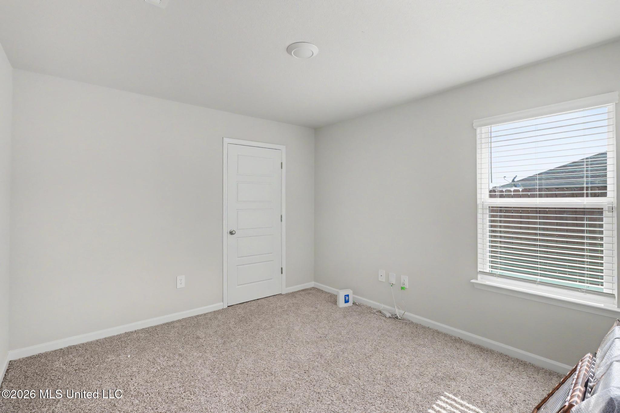 1059 Enclave Circle Property Photo 9