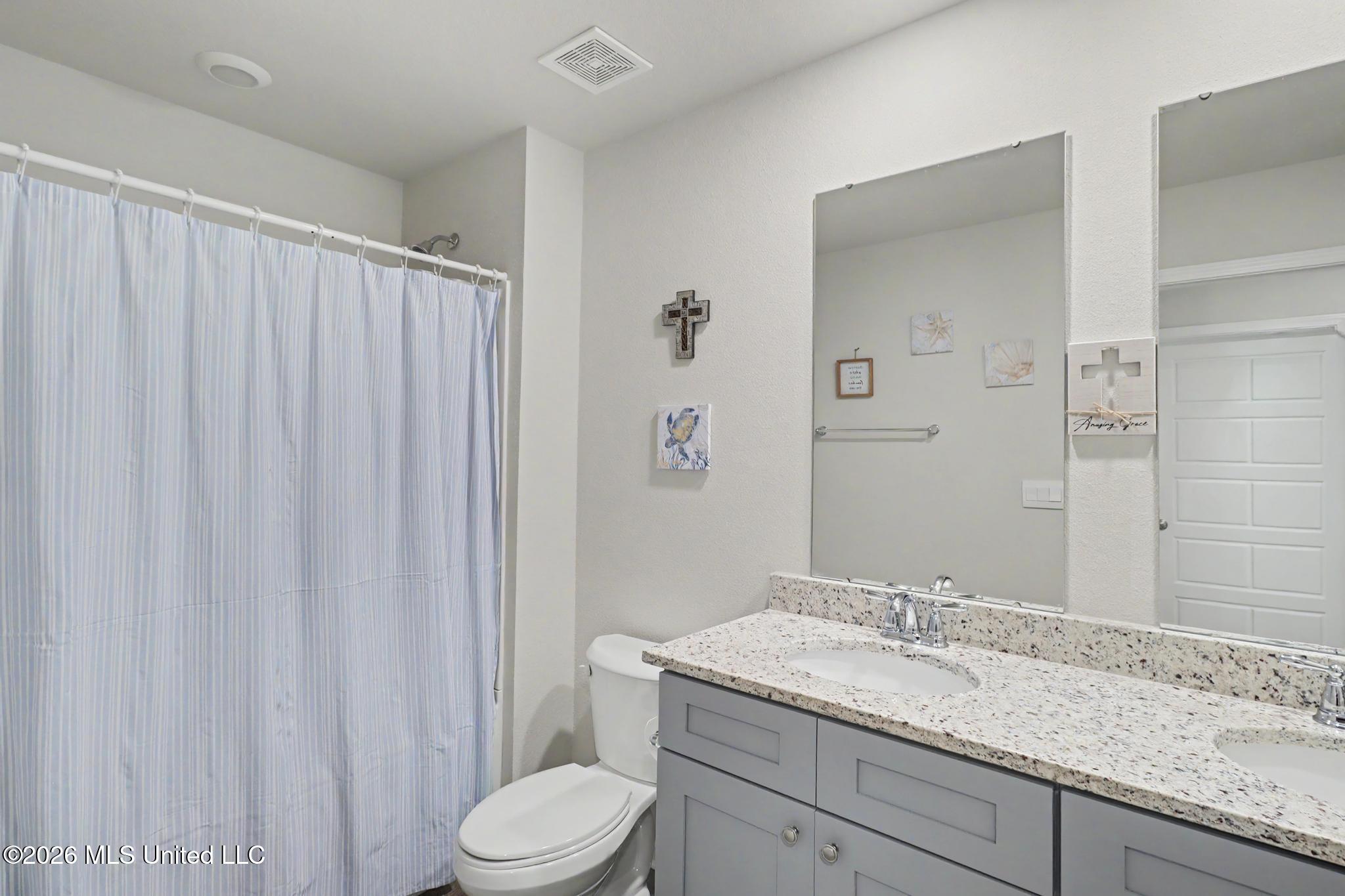 1059 Enclave Circle Property Photo 11