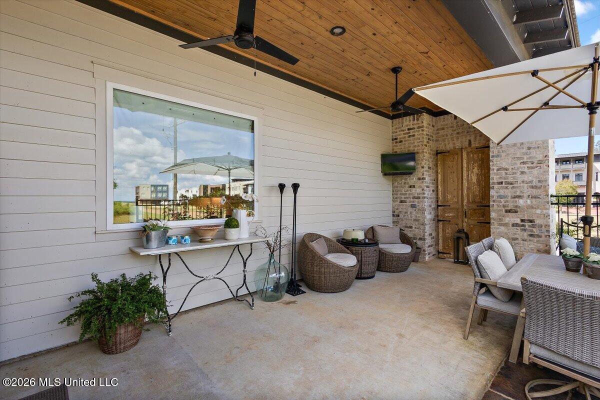 121 Andrew Jackson Street Property Photo 7