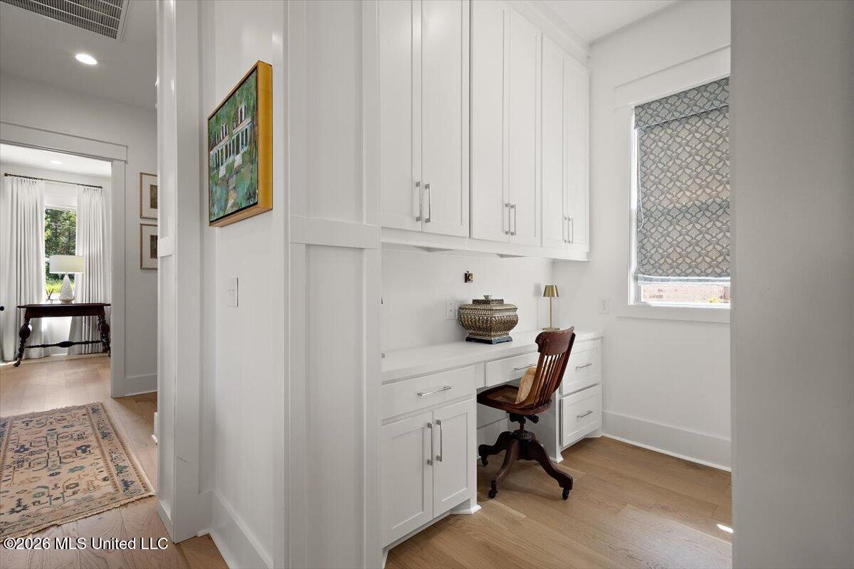 121 Andrew Jackson Street Property Photo 25