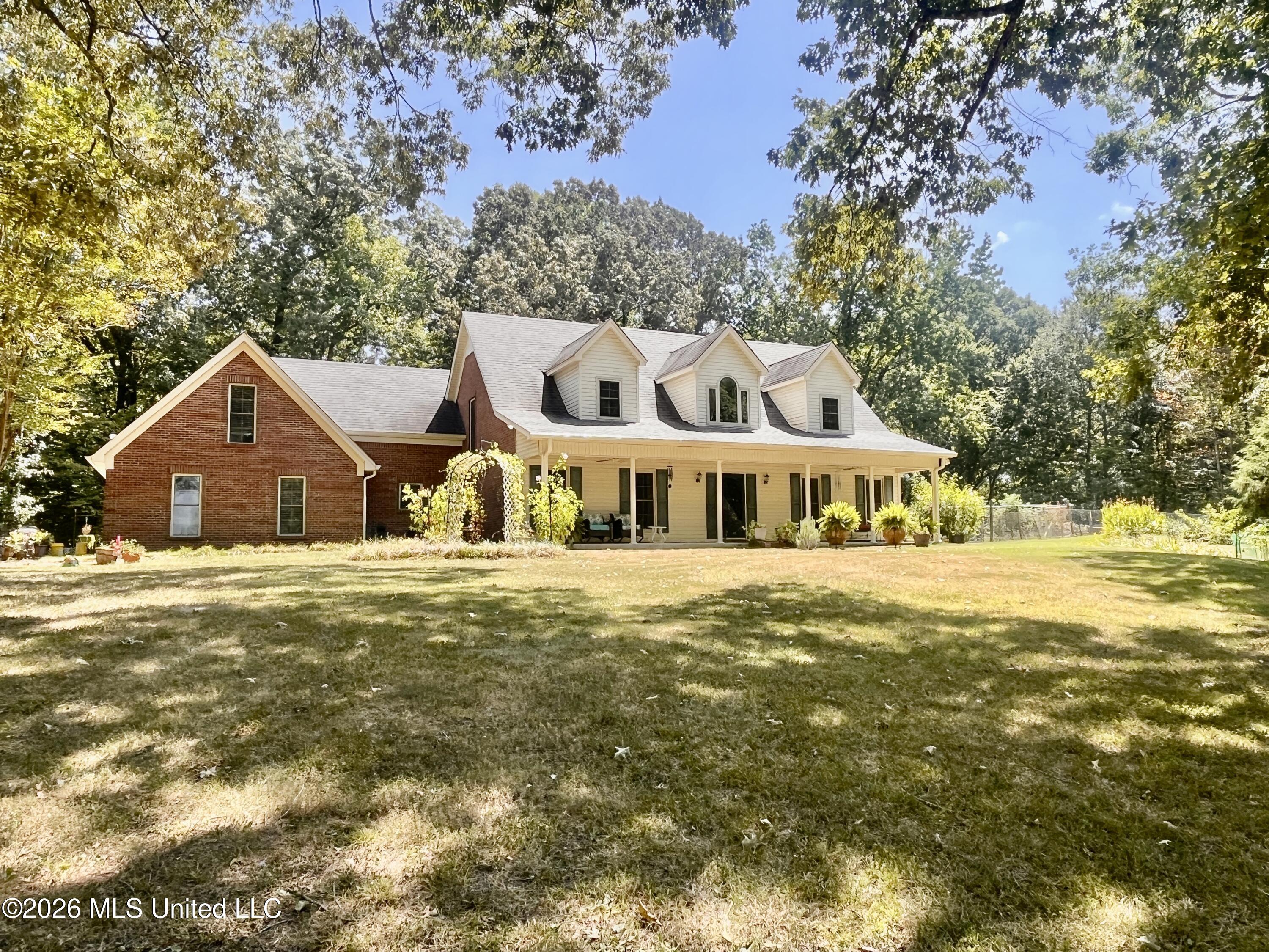 5560 Poplar Corner Road Property Photo 1